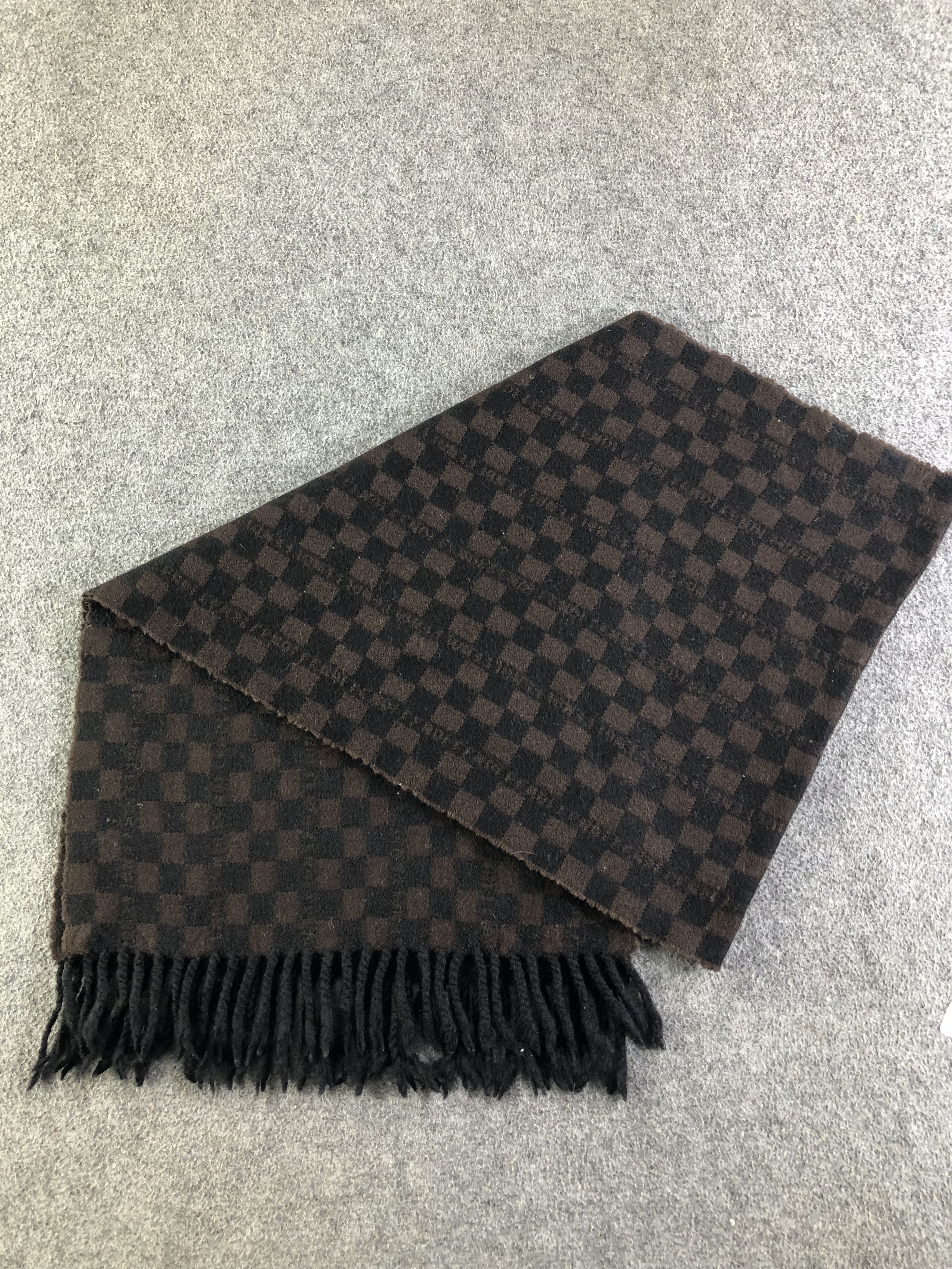 Fendi Fendi Luxury Scarf / Muffler / Neckwear SS1308 Size ONE SIZE - 3 Thumbnail