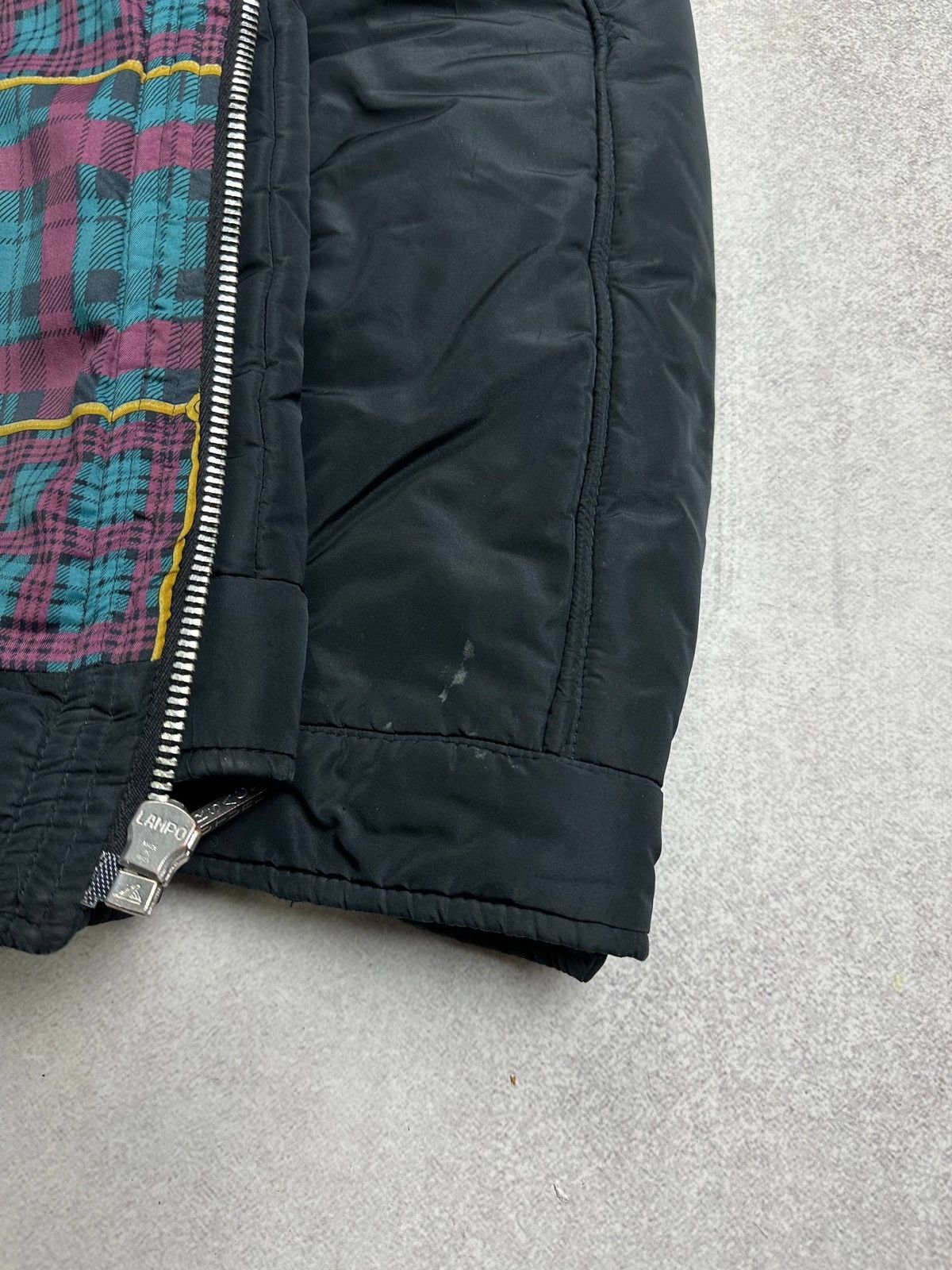 Versace Vintage 90s Versace Black Down Puffer Jacket XL Size US XL / EU 56 / 4 - 4 Thumbnail
