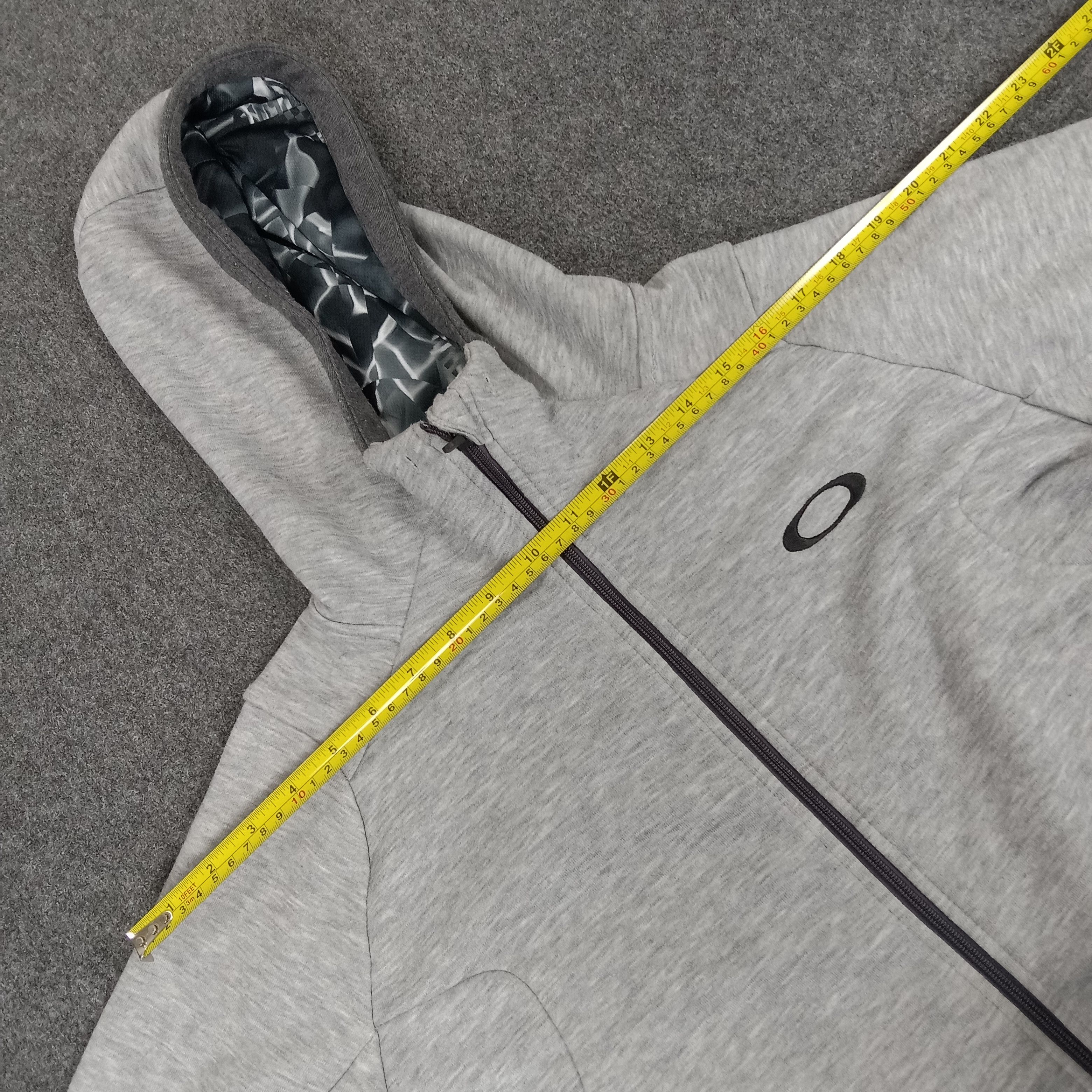 Oakley × Vintage OAKLEY Camo Logo Utility Style Zipper Hoodie Size US M / EU 48-50 / 2 - 16 Thumbnail