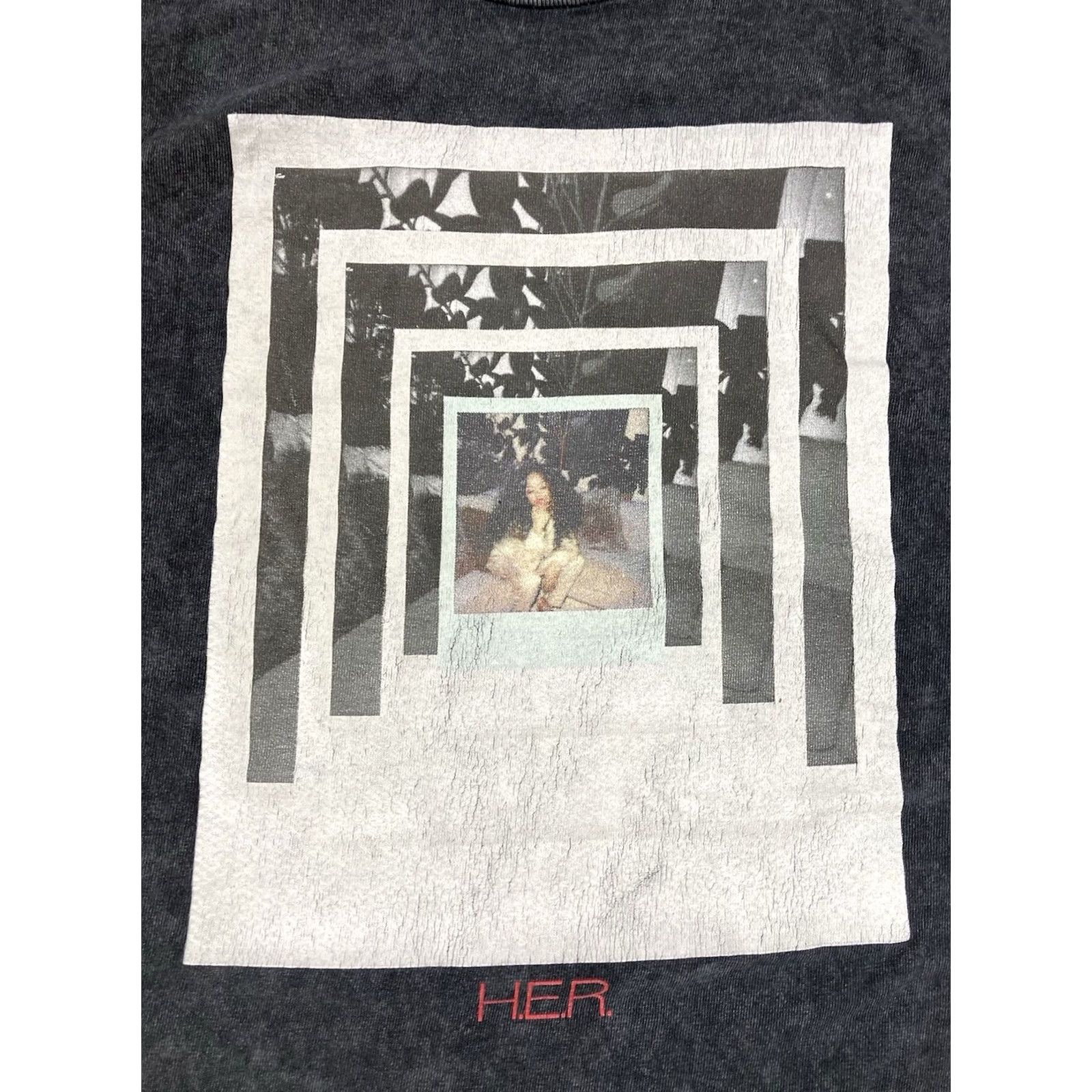 Vintage VINTAGE H.E.R Graphic T-shirt Men Medium Black Acid Wash Short Sleeve Music Size US M / EU 48-50 / 2 - 2 Thumbnail