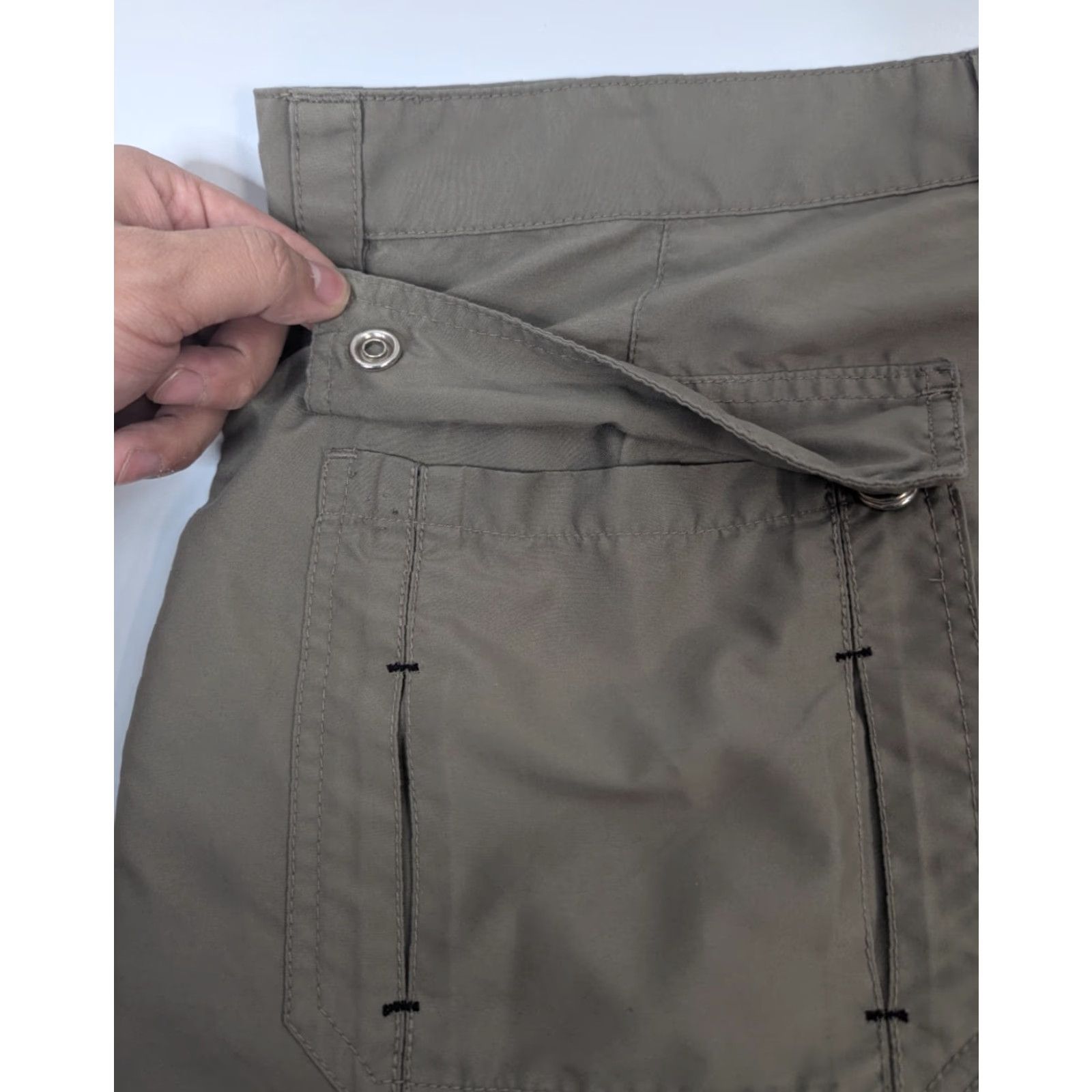 Quiksilver **Quiksilver Mens Cargo Shorts Brown Outdoor Polyester 38** User: Quiksilver Mens Cargo Shorts Brown Outdoor Polyester 38 Size US 38 / EU 54 - 3 Thumbnail