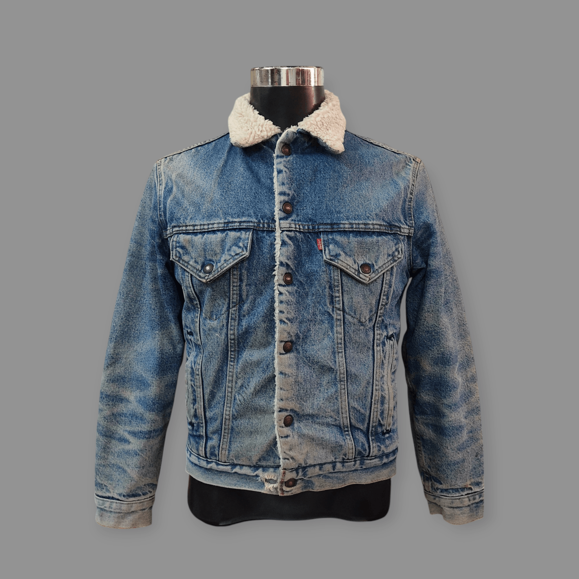 Vintage 80s Levi's Sherpa Lined Distressed Trucker Jacket