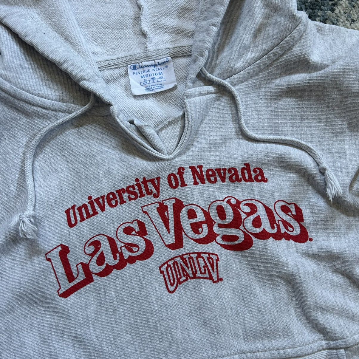 Champion UNLV HEATHER ASH GREY REVERSE WEAVE WORDMARK LOGO HOODiE Size M / US 6-8 / IT 42-44 - 15 Thumbnail