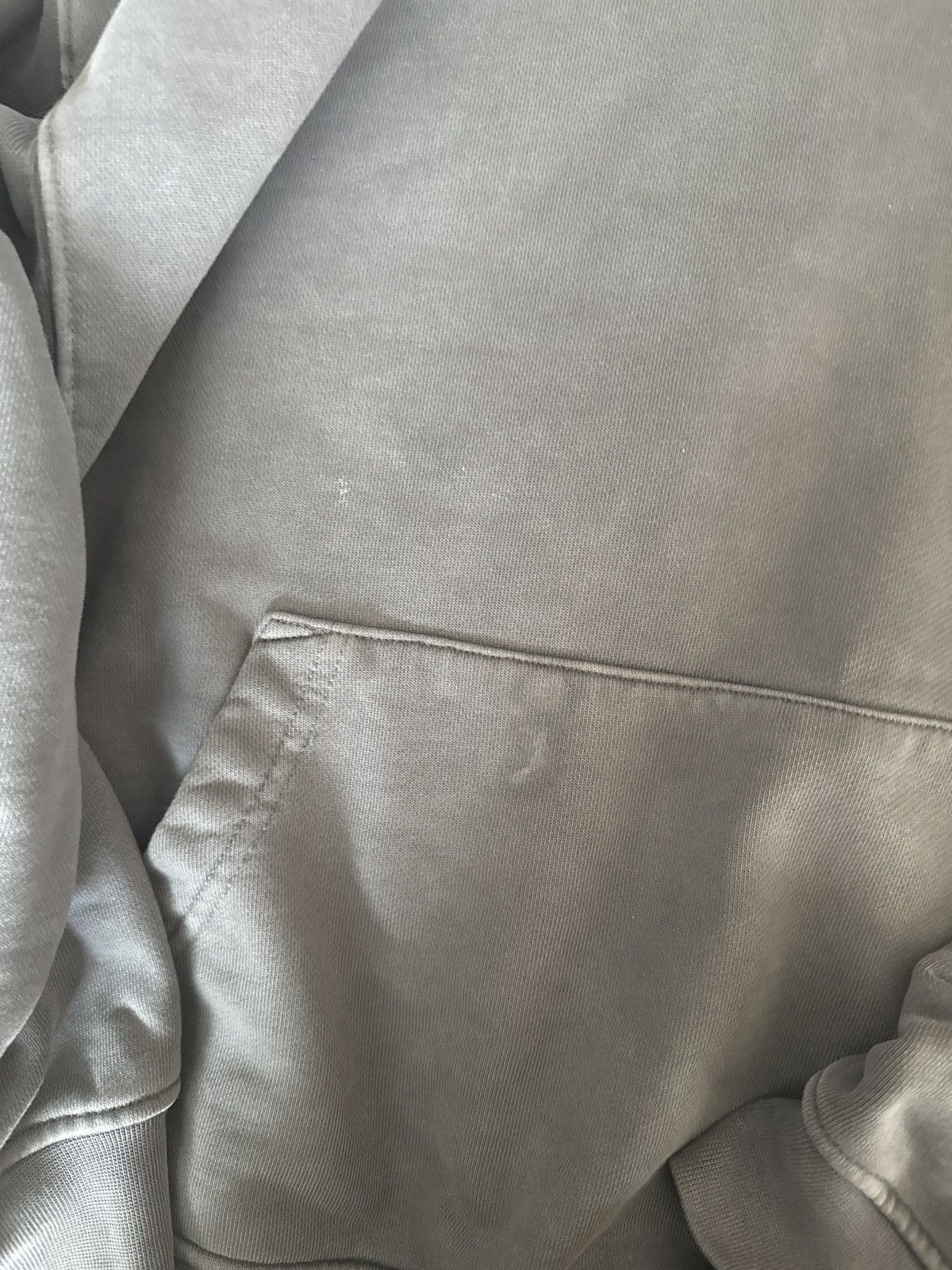 Kith × Russell Athletic Kith x Russel full sweatsuit grey large top medium bottom Size US L / EU 52-54 / 3 - 7 Thumbnail