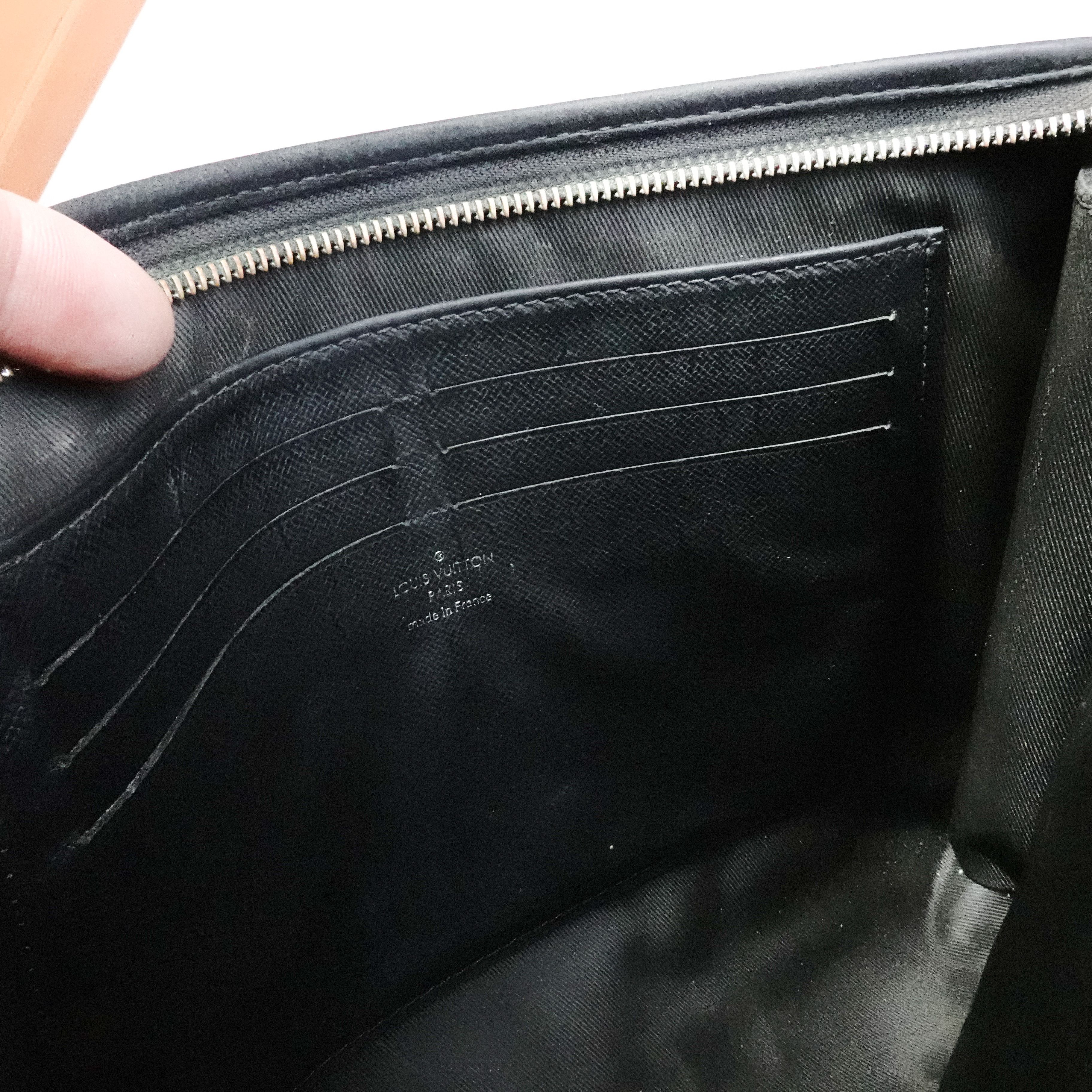 Designer × Louis Vuitton Louis Vuitton Pochette Voyage Bag Size ONE SIZE - 5 Thumbnail