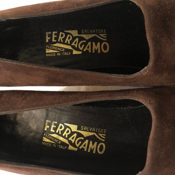 Salvatore Ferragamo women's leather suede pump size: 8.5 2AA