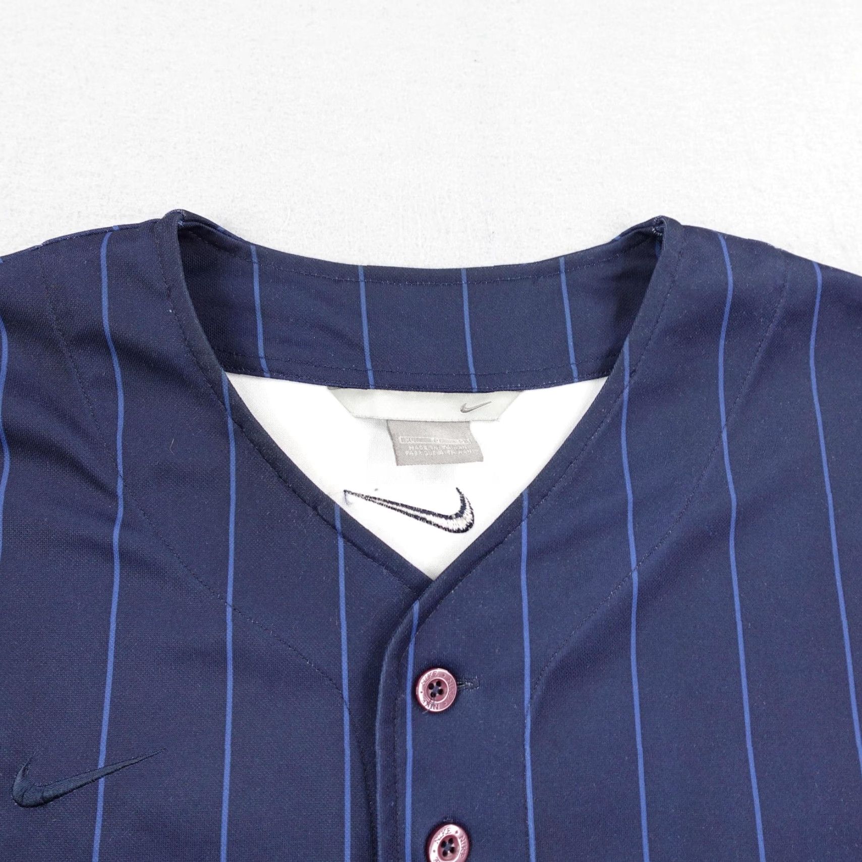 Nike VINTAGE Nike Shirt Mens XL Navy Blue Pinstripe Baseball Jersey Button Up 31 Y2K Size US XL / EU 56 / 4 - 2 Thumbnail