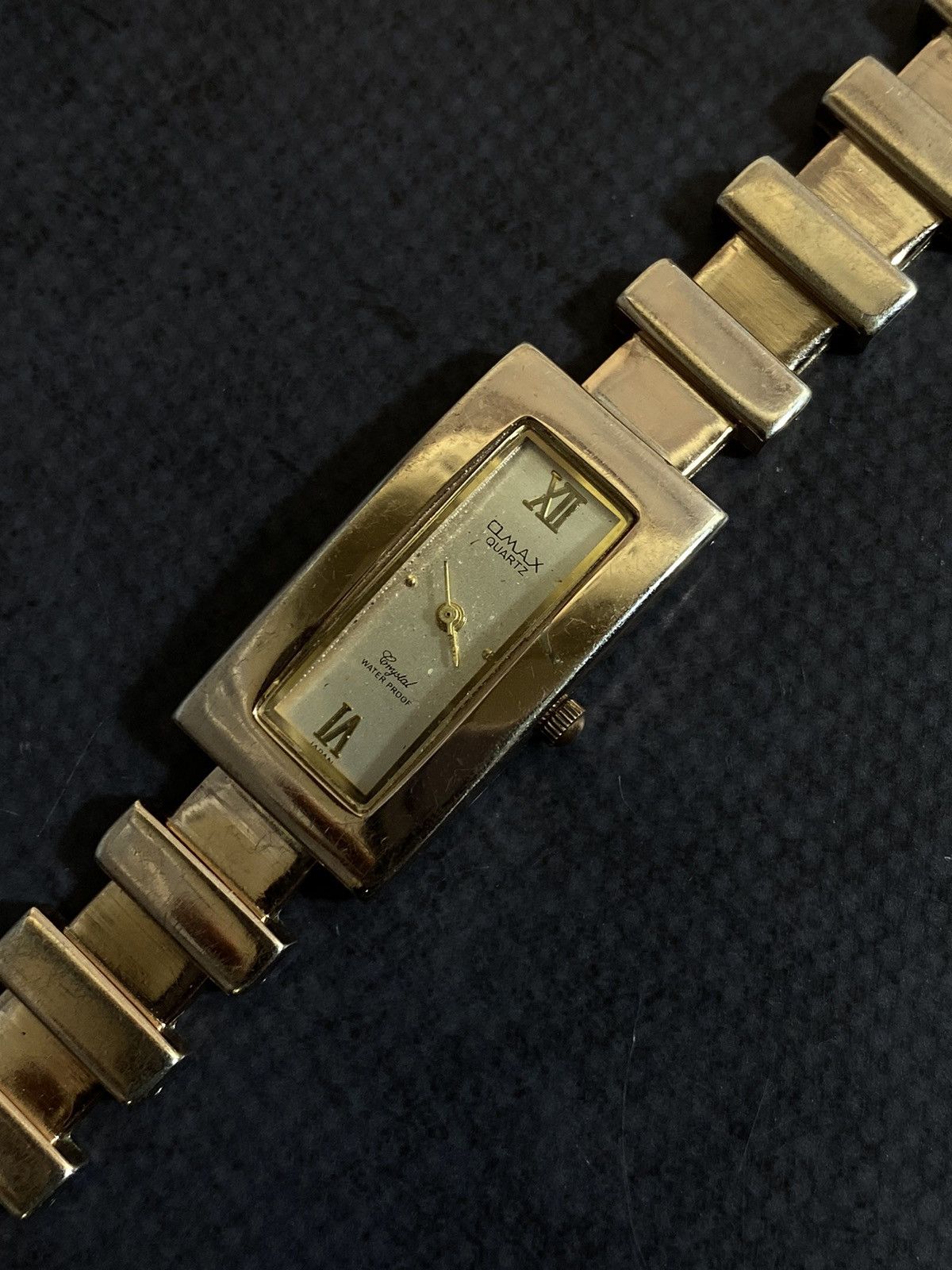 Jewelry × Vintage Elegant Quartz Gold-Tone Dress Watch Japanese Brand Size ONE SIZE - 2 Thumbnail