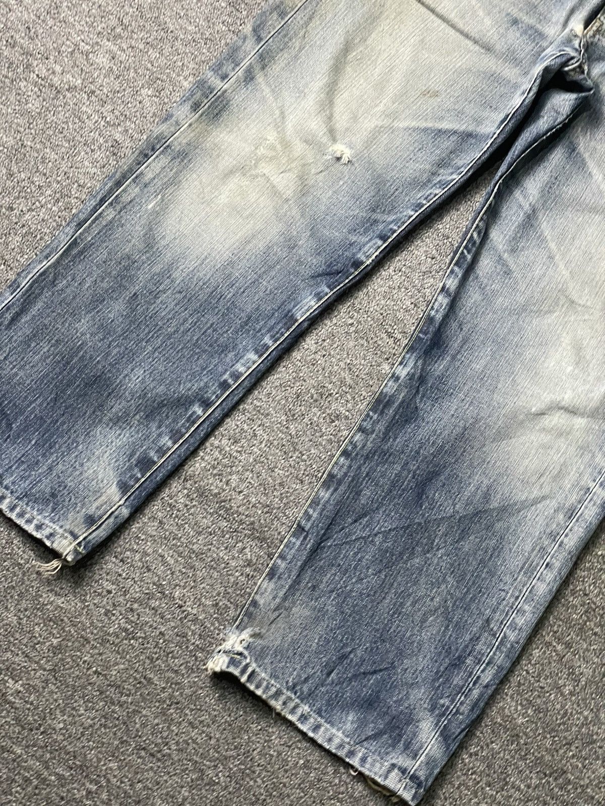 Japanese Brand × Uniqlo × Vintage Uniqlo Original Basic Easy Fit Straight Cut Jeans (134) Size US 33 - 3 Thumbnail