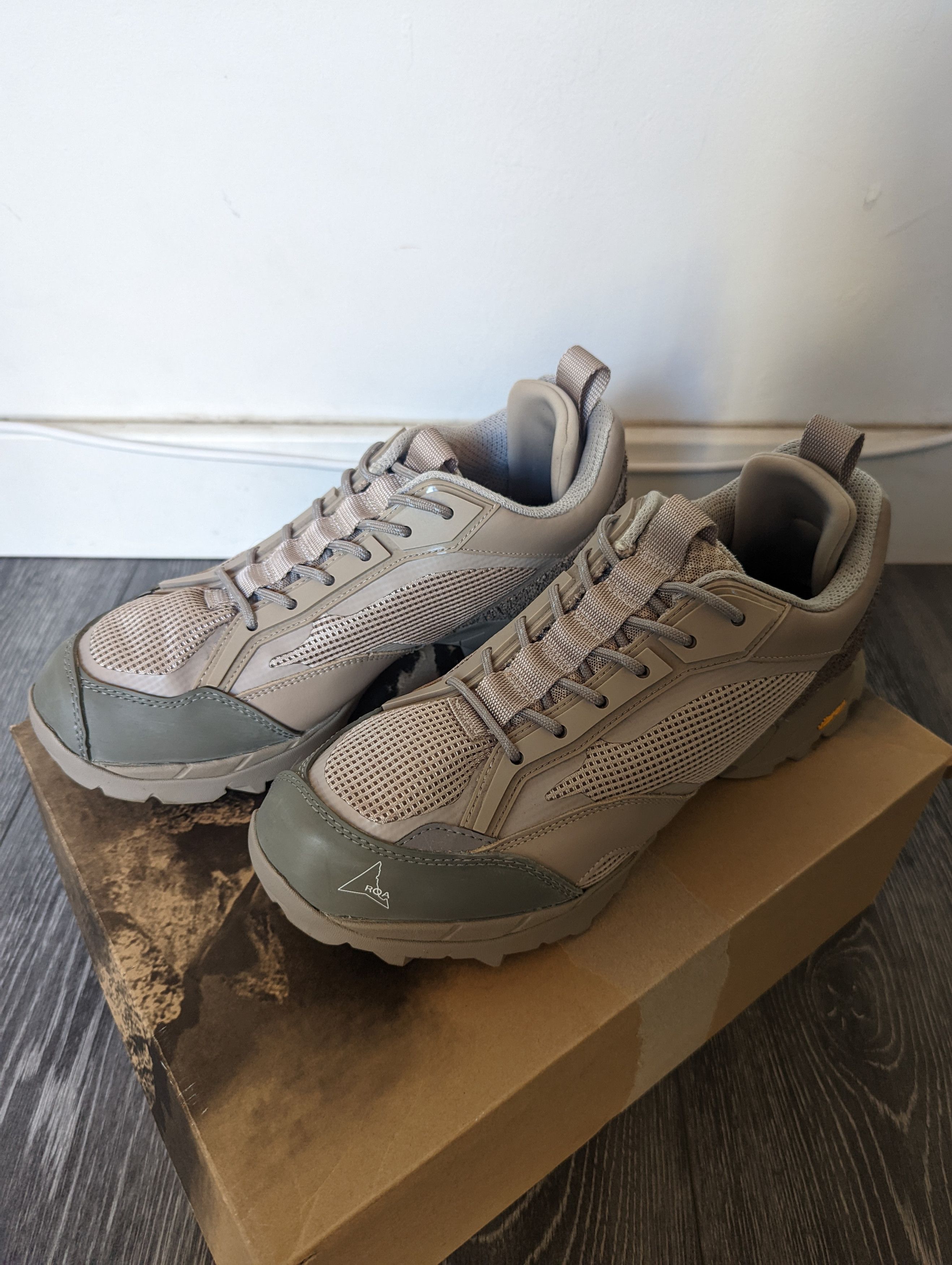 ROA Lhakpa Hiking Sneaker Size US 9 / EU 42 - 2 Thumbnail