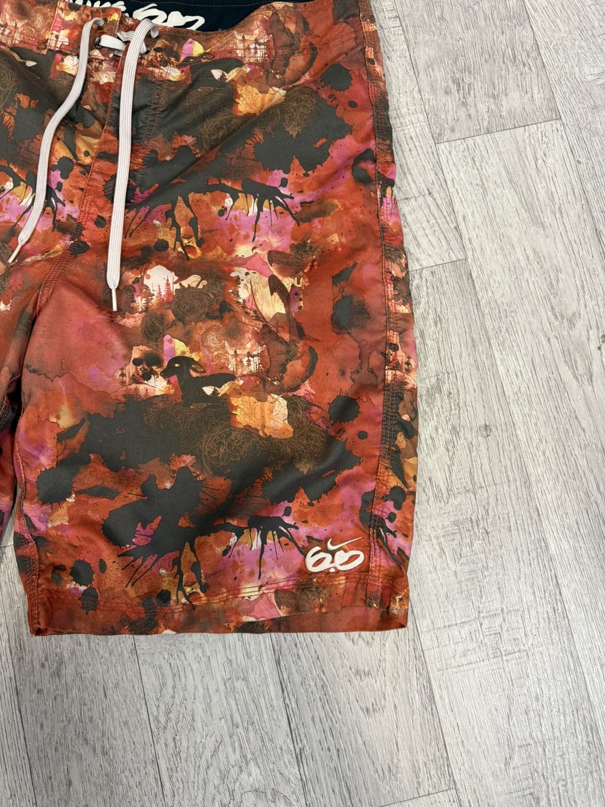 Nike Nike 6.0 vintage streetwear crazy shorts Size US 34 / EU 50 - 2 Thumbnail