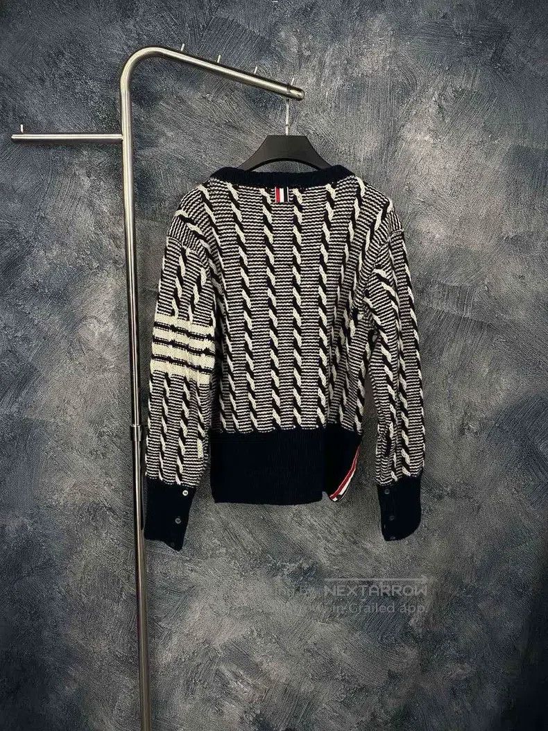 Thom Browne Thom Browne 3D Knit Sweater Size US XL / EU 56 / 4 - 2 Thumbnail