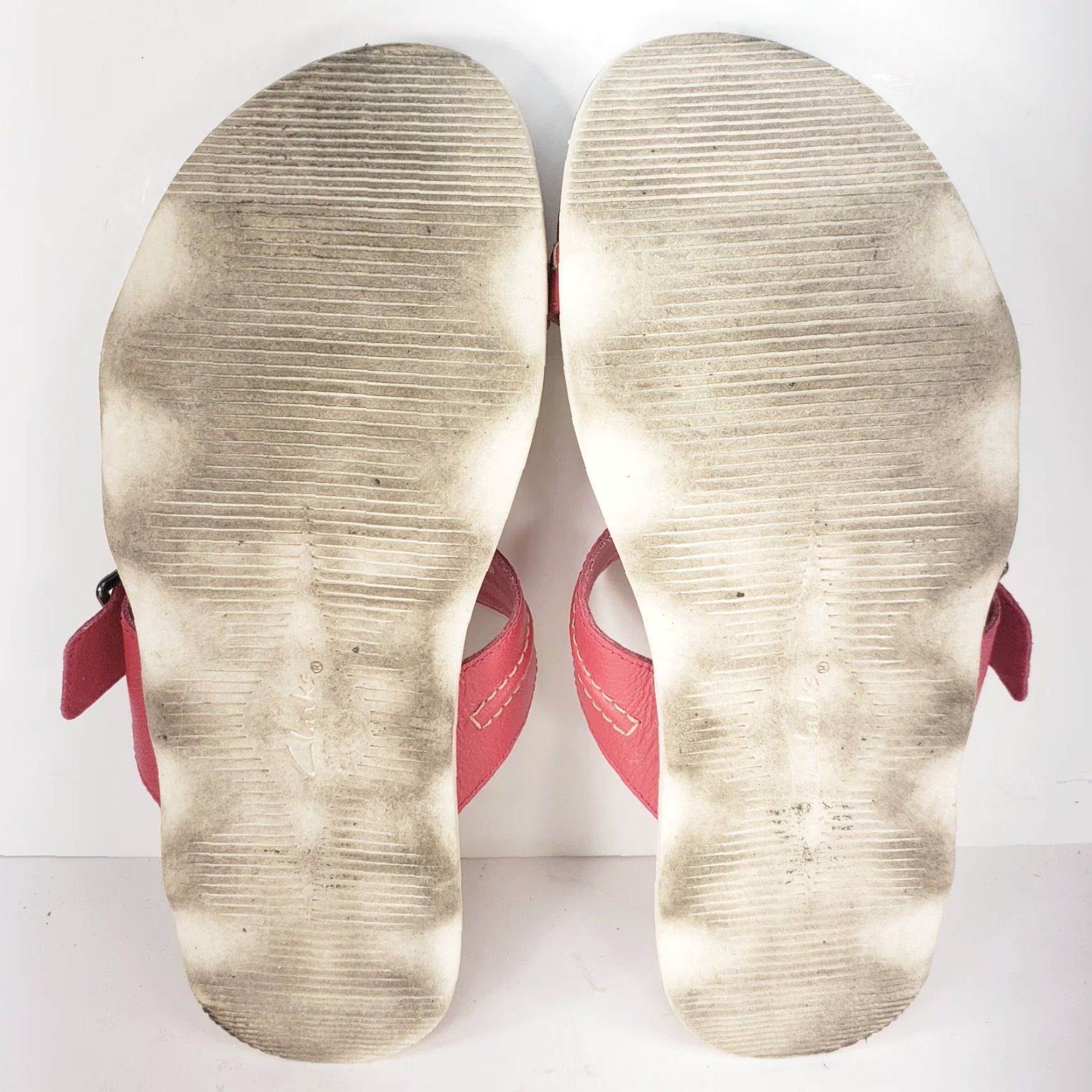 Clarks Clarks Collection Sandals Womens 10M Brynn Madi Thong Toe-Loop Red 26164863 Size US 10 / IT 40 - 7 Thumbnail