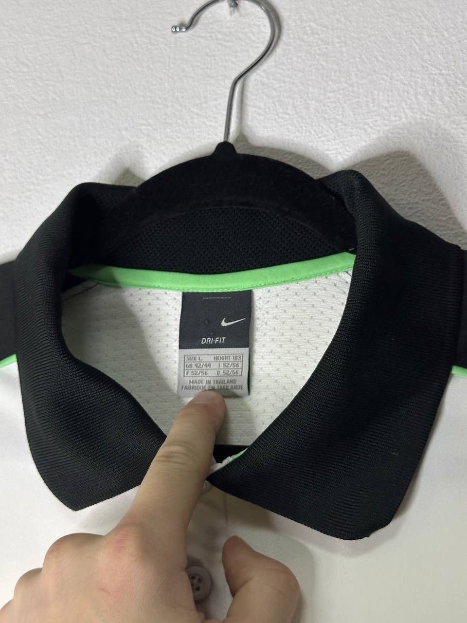 Nike Vintage Nike Court Dri-FIT Tennis Polo White Men’s RF NadalL Size US L / EU 52-54 / 3 - 5 Thumbnail