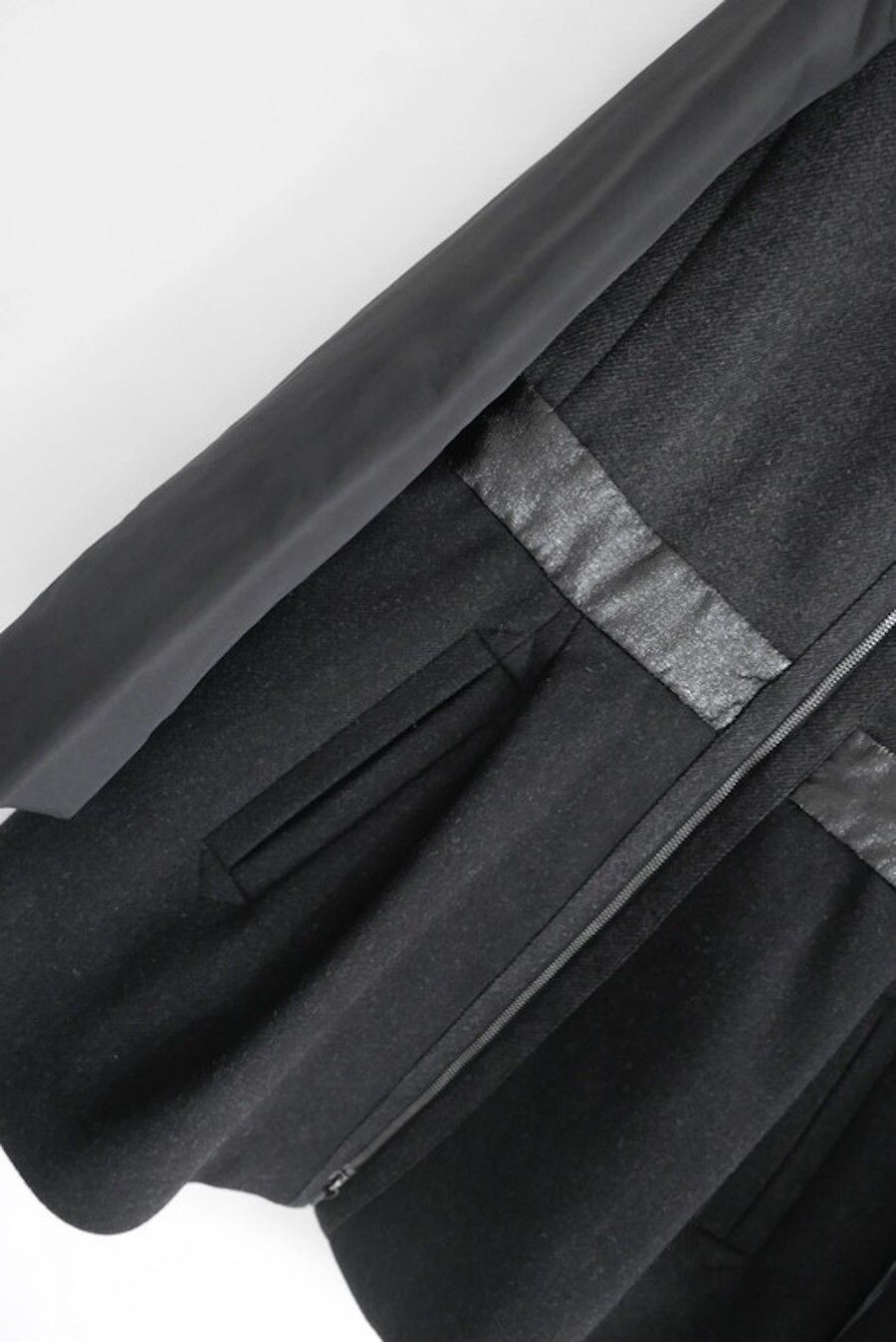 Prada Prada Fall 2008 Wool, Nylon, Knit & Leather Princess Coat Size L / US 10 / IT 46 - 6 Thumbnail