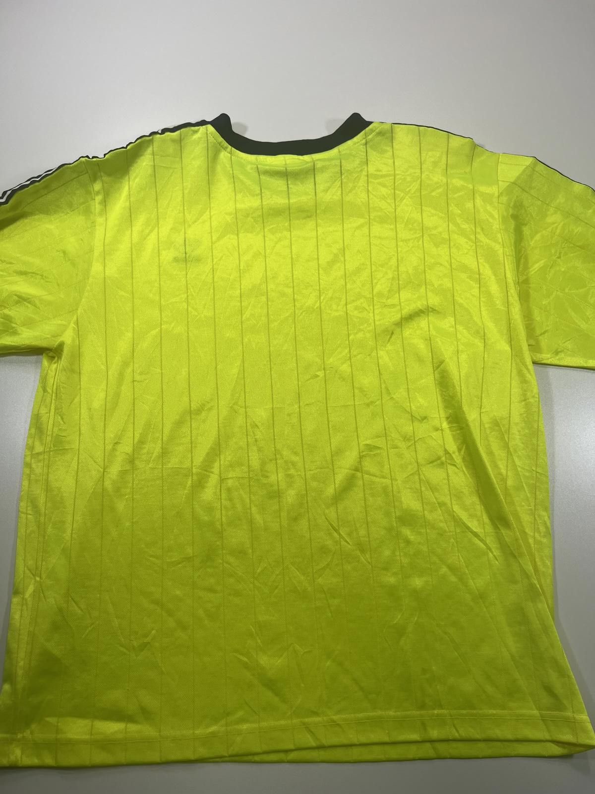 Adidas Adidas Vintage Yellow and Black T-Shirt XL Size US XL / EU 56 / 4 - 9 Thumbnail