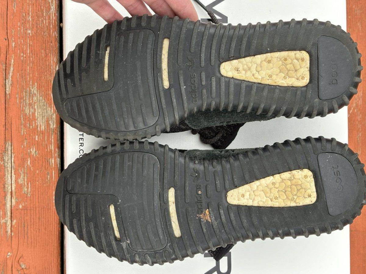 Adidas Yeezy 350 ‘pirate blacks’ Size US 9.5 / EU 42-43 - 5 Thumbnail