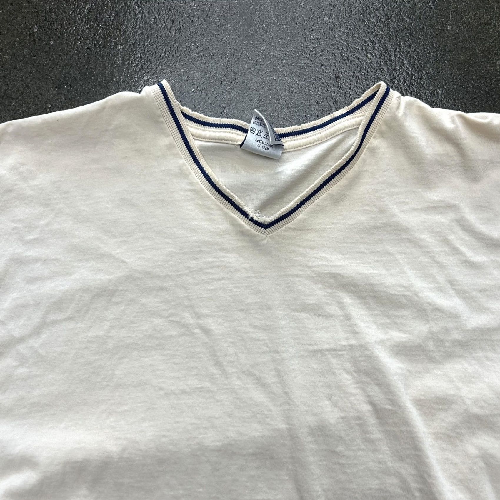 Jerzees Jerzees Shirt Mens XL White V-Neck 362 Trim Collar Casual Basic Tee Cotton Size US XL / EU 56 / 4 - 2 Thumbnail