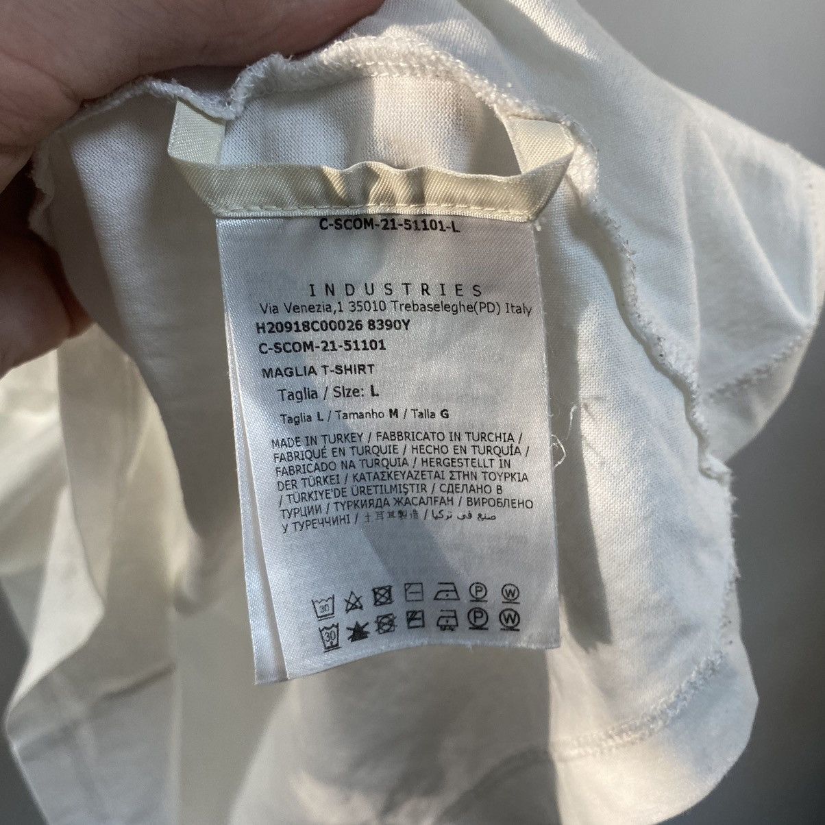Moncler White moncler shirt Size US L / EU 52-54 / 3 - 6 Thumbnail