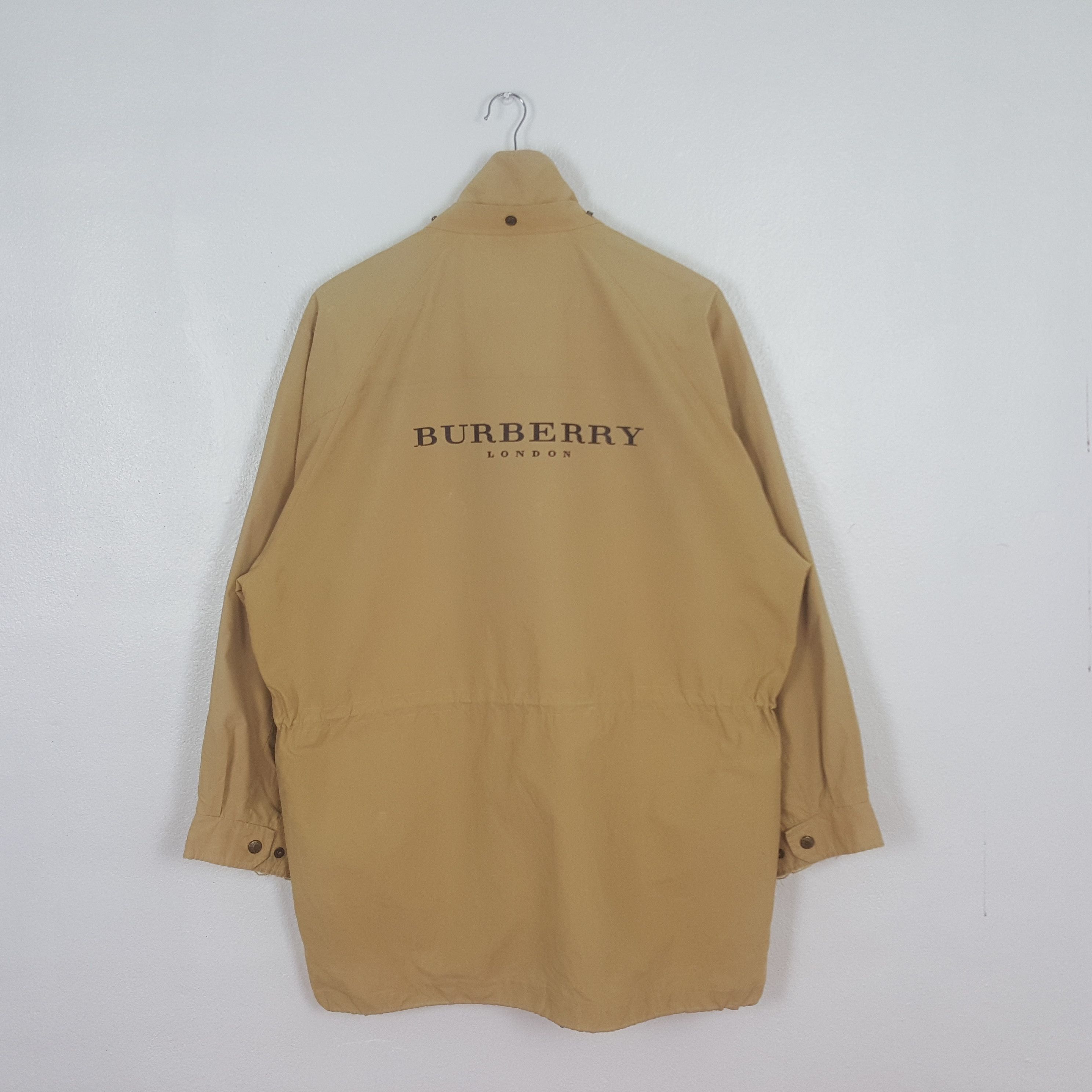 Burberry Vintage Burberrys Italian Brand Jacket C317N1 Size US XL / EU 56 / 4 - 1 Thumbnail