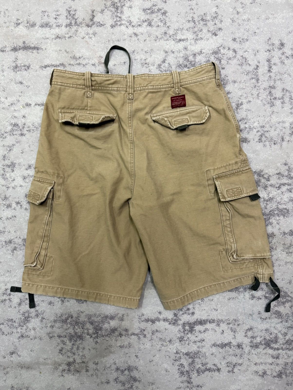 Abercrombie & Fitch Abercrombie and fitch khakis cargo short pants Size US 34 / EU 50 - 8 Thumbnail