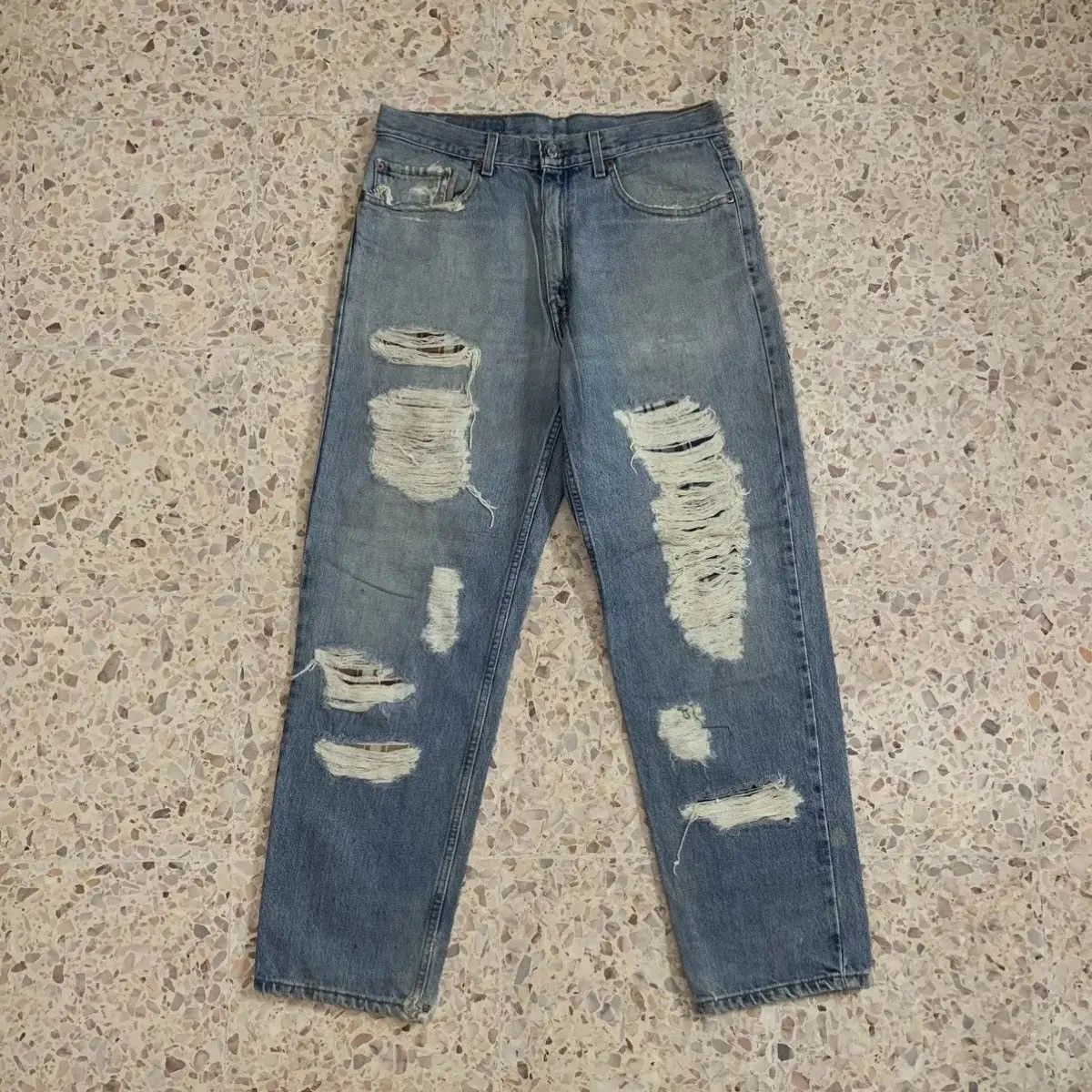 Levi's Levi’s 550 Jeans Ripped Denim Levis Light Wash Pants Size US 32 / EU 48 - 1 Thumbnail