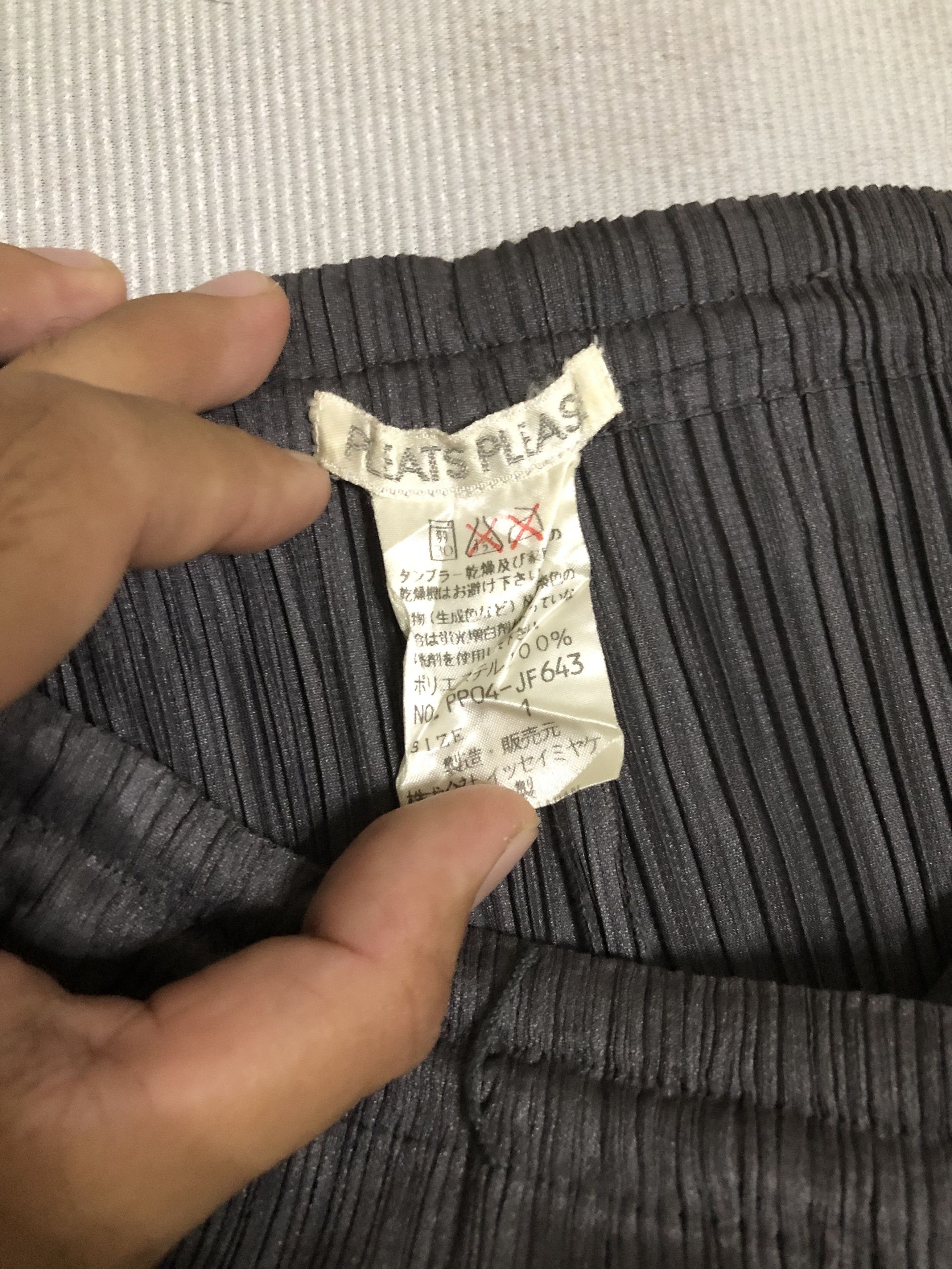 Pleats Please Issey Miyake Pleats please issey miyake pants Size US 28 / EU 44 - 7 Thumbnail