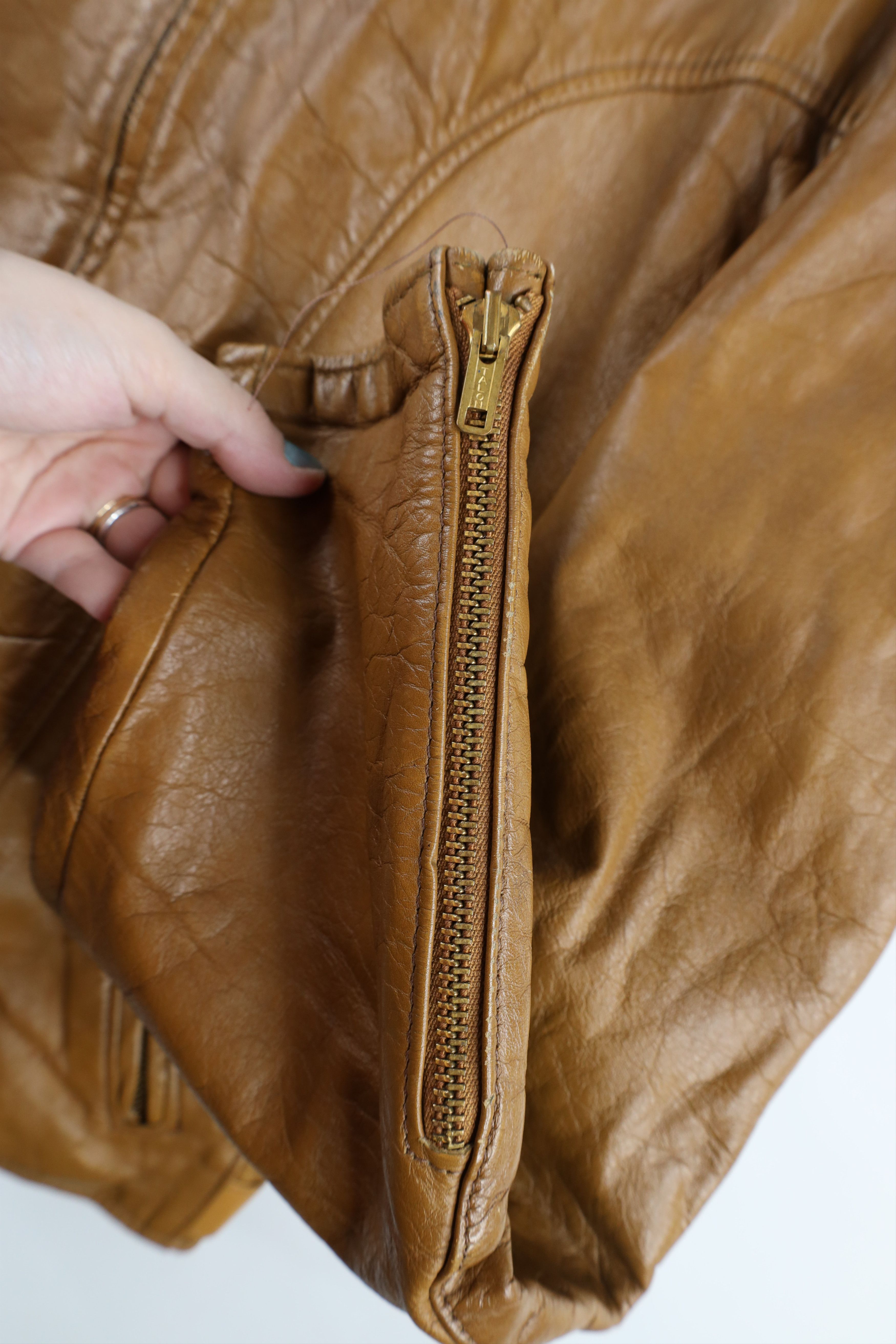 Vintage Vintage 50s Brooks Leather Cafe Racer Bomber Jacket USA Size US L / EU 52-54 / 3 - 5 Thumbnail