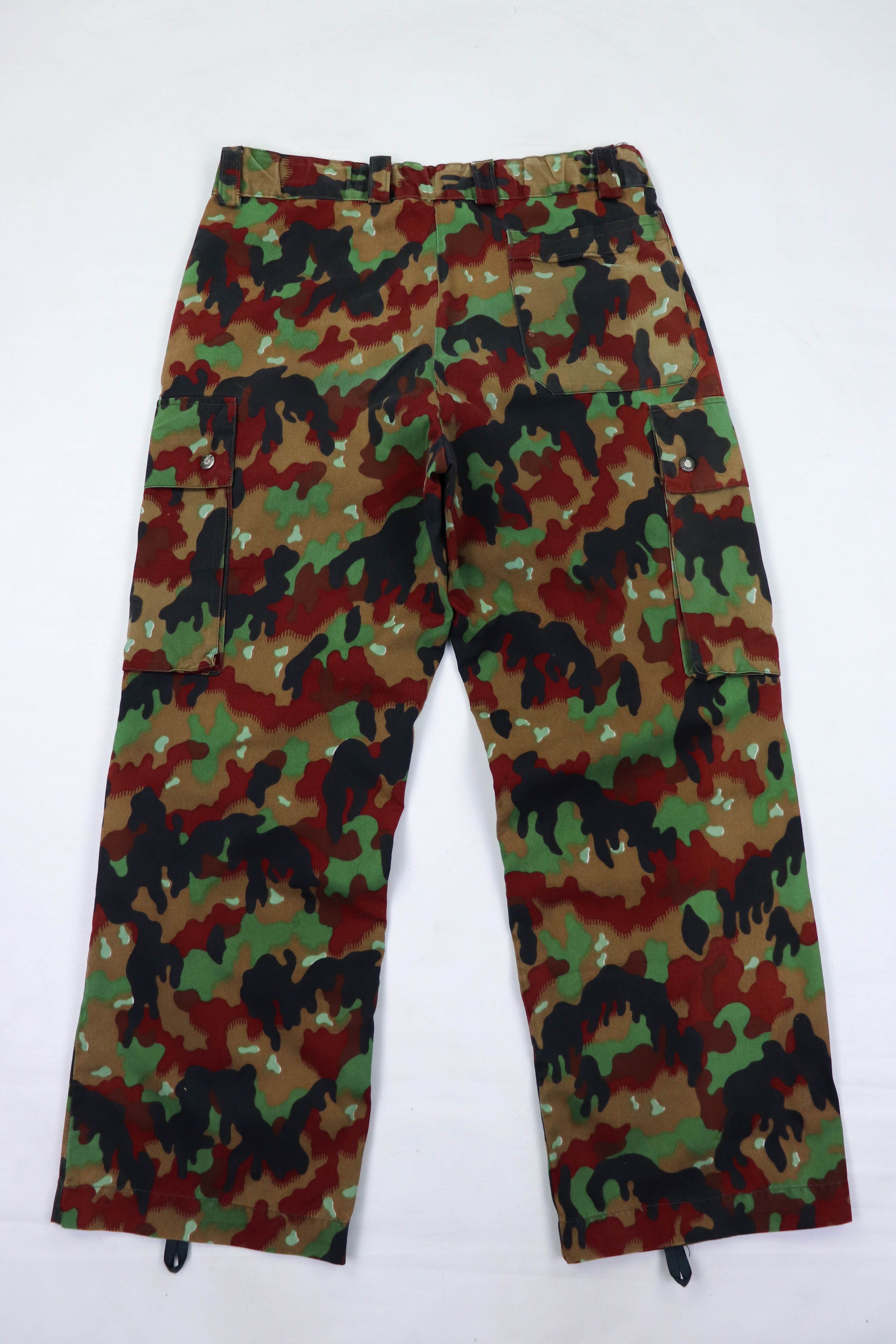 Vintage Vintage 90s Swiss Army Camouflage Cargo Pants Size US 32 / EU 48 - 2 Thumbnail