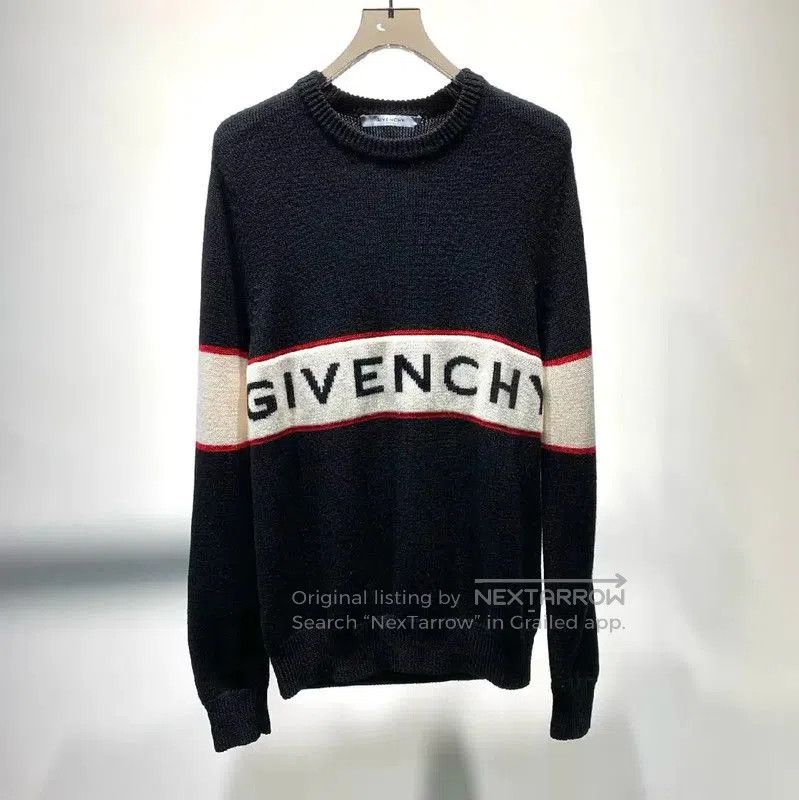 Givenchy Givenchy Black Wool Knit Sweater for Women . Size M / US 6-8 / IT 42-44 - 1 Thumbnail