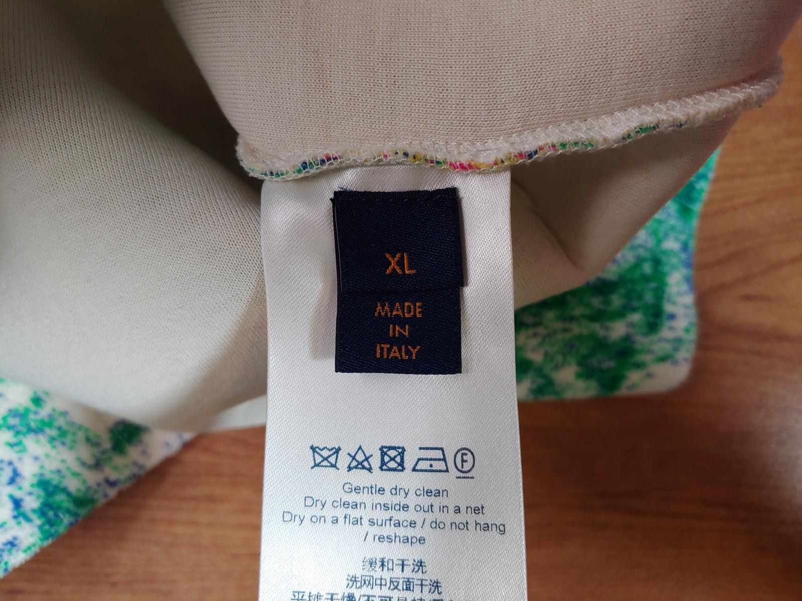 Louis Vuitton Louis Vuitton Pastel Monogram Hoodie in Multicolor Size US XL / EU 56 / 4 - 5 Thumbnail