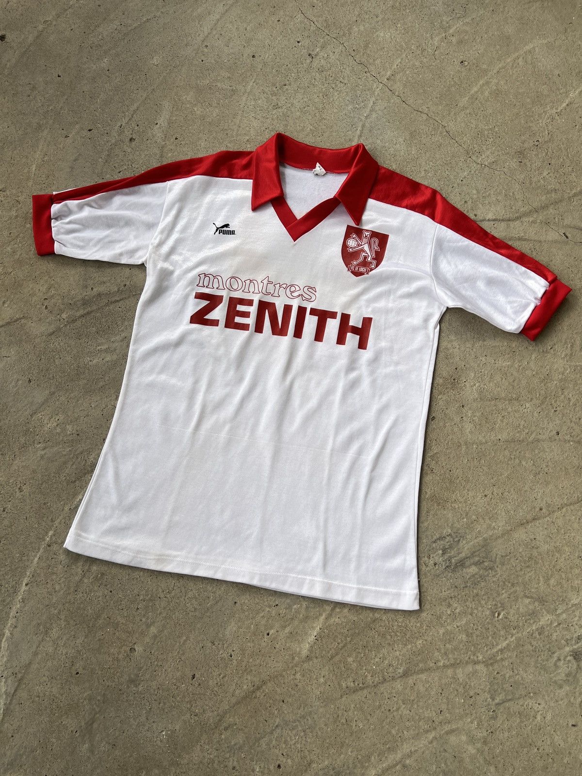 Puma Rare Puma FC LE LOCLE Zenith Made West Germany Size US L / EU 52-54 / 3 - 1 Thumbnail