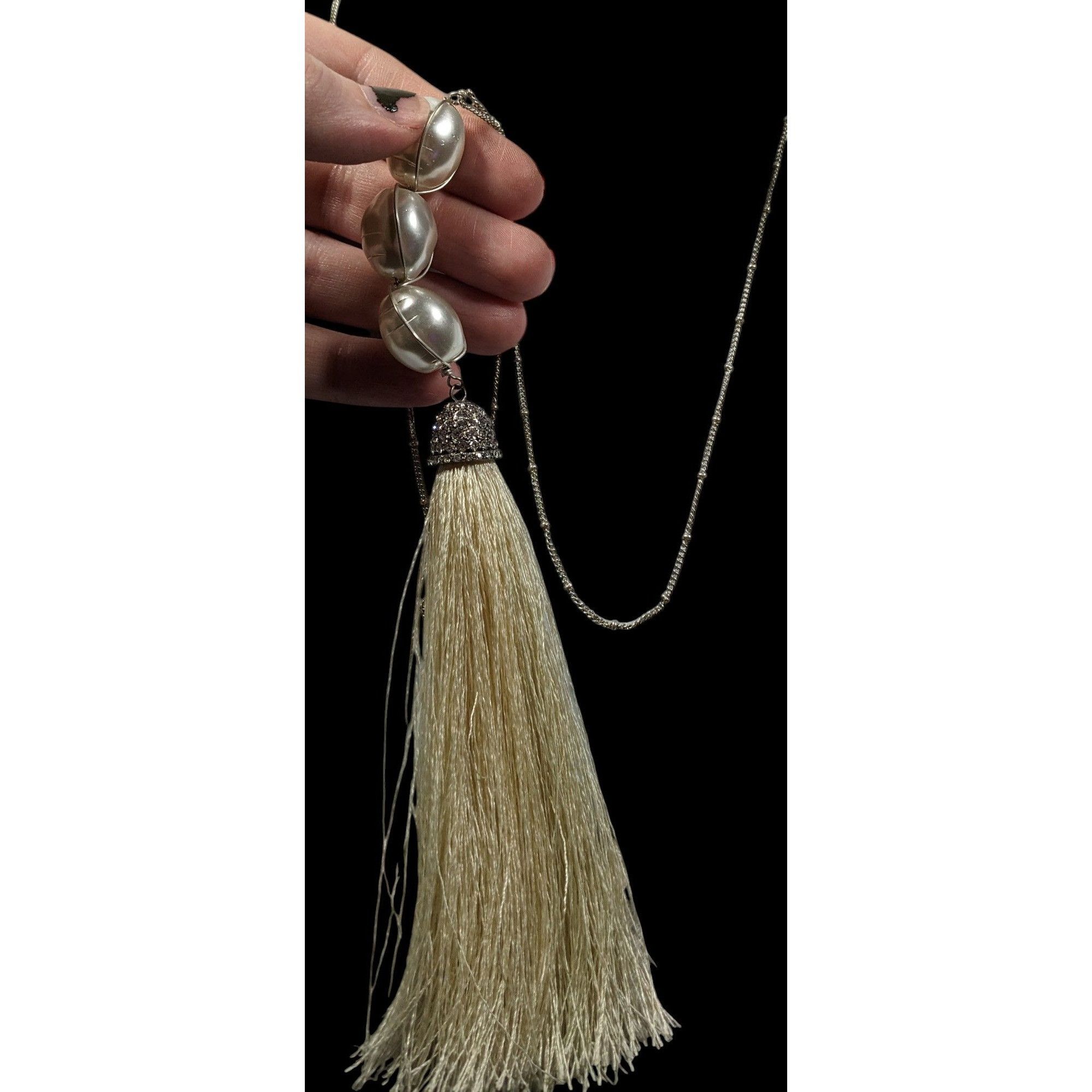 Other Chunky Glam Faux Pearl Rhinestone Tassel Necklace Size ONE SIZE - 3 Thumbnail