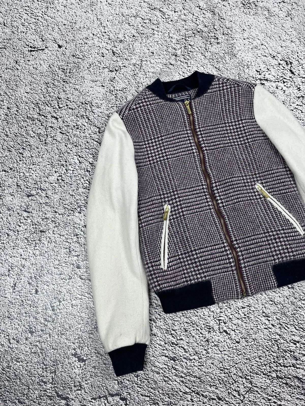 Tommy Hilfiger Vintage Y2K Tommy Hilfiger insulated bomber size xs Size XS / US 0-2 / IT 36-38 - 2 Thumbnail