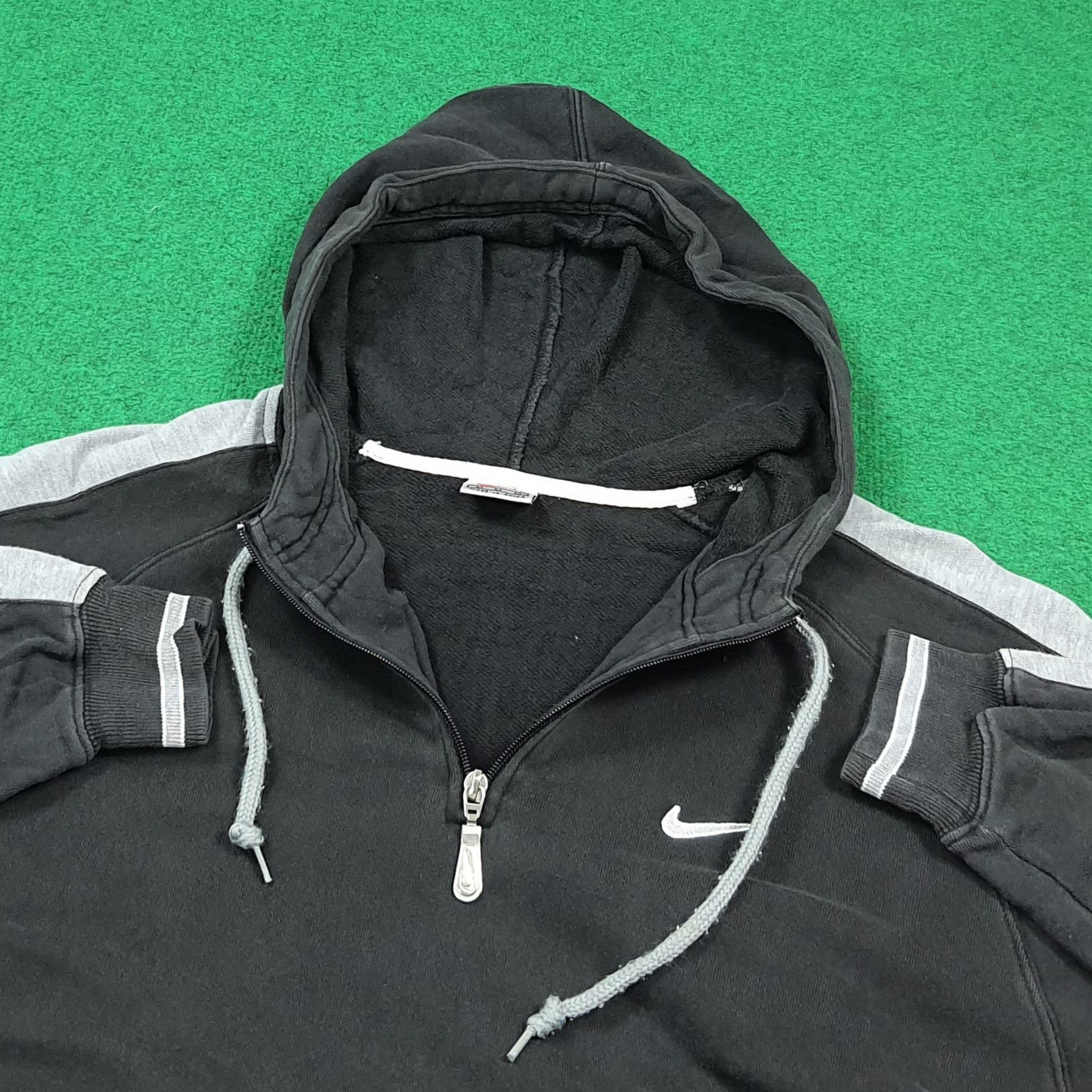 Nike Vintage Nike Hoodie Half Zipper Hoodie C288N25 Size US M / EU 48-50 / 2 - 5 Thumbnail