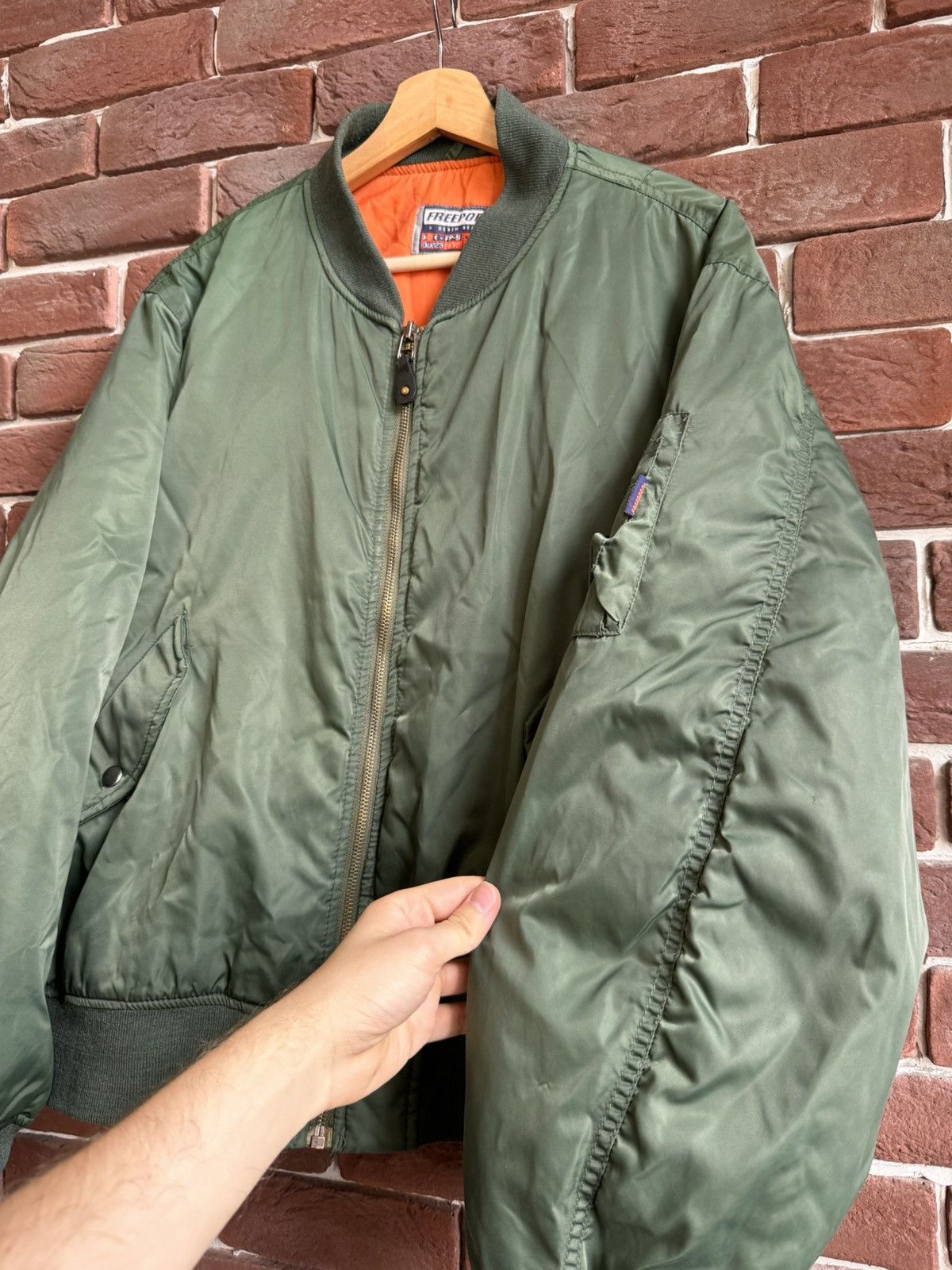 Vintage Ma1 Flyer Green Vintage Nylon Bomber Jacket Boxy Fit Rare Size US M / EU 48-50 / 2 - 4 Thumbnail