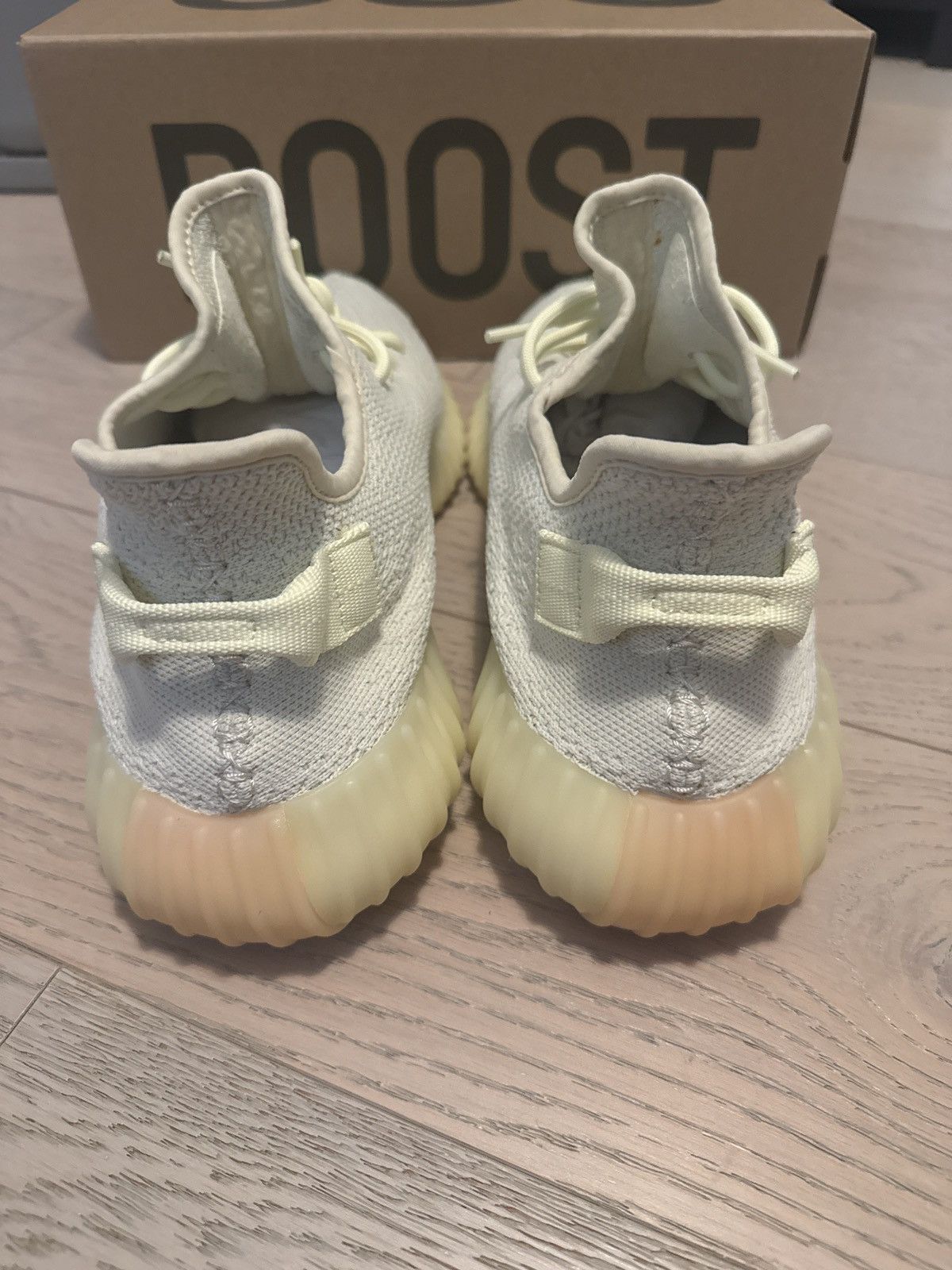 Adidas YEEZY BOOST 350 V2 F36980 BUTTER Size US 12.5 / EU 45-46 - 4 Thumbnail
