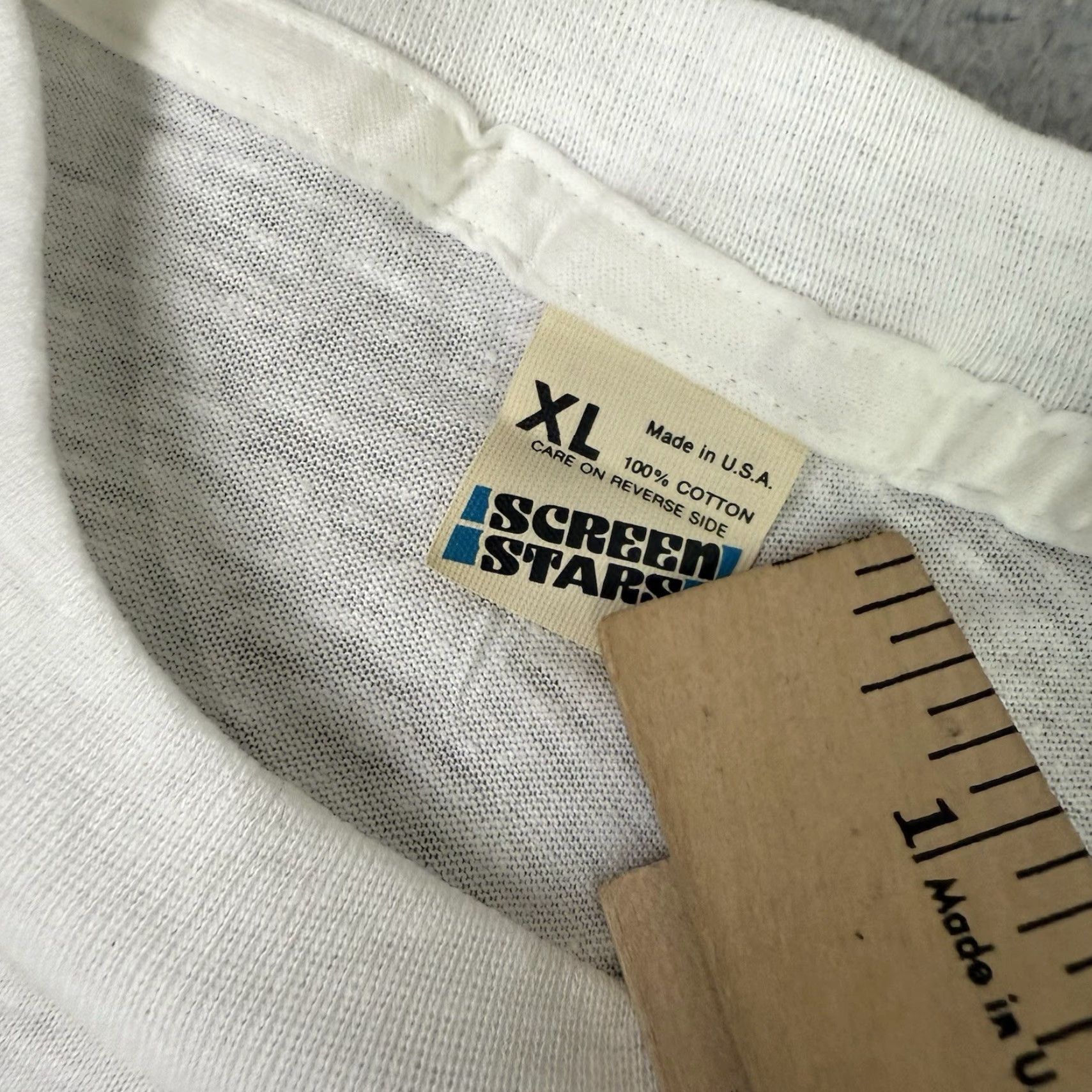 Vintage VINTAGE MGM Musicals T Shirt Mens XL White Logo 30s 60s Movie TV Broadway Classic Home Video USA Mens XL White Shirt Size US XL / EU 56 / 4 - 6 Thumbnail