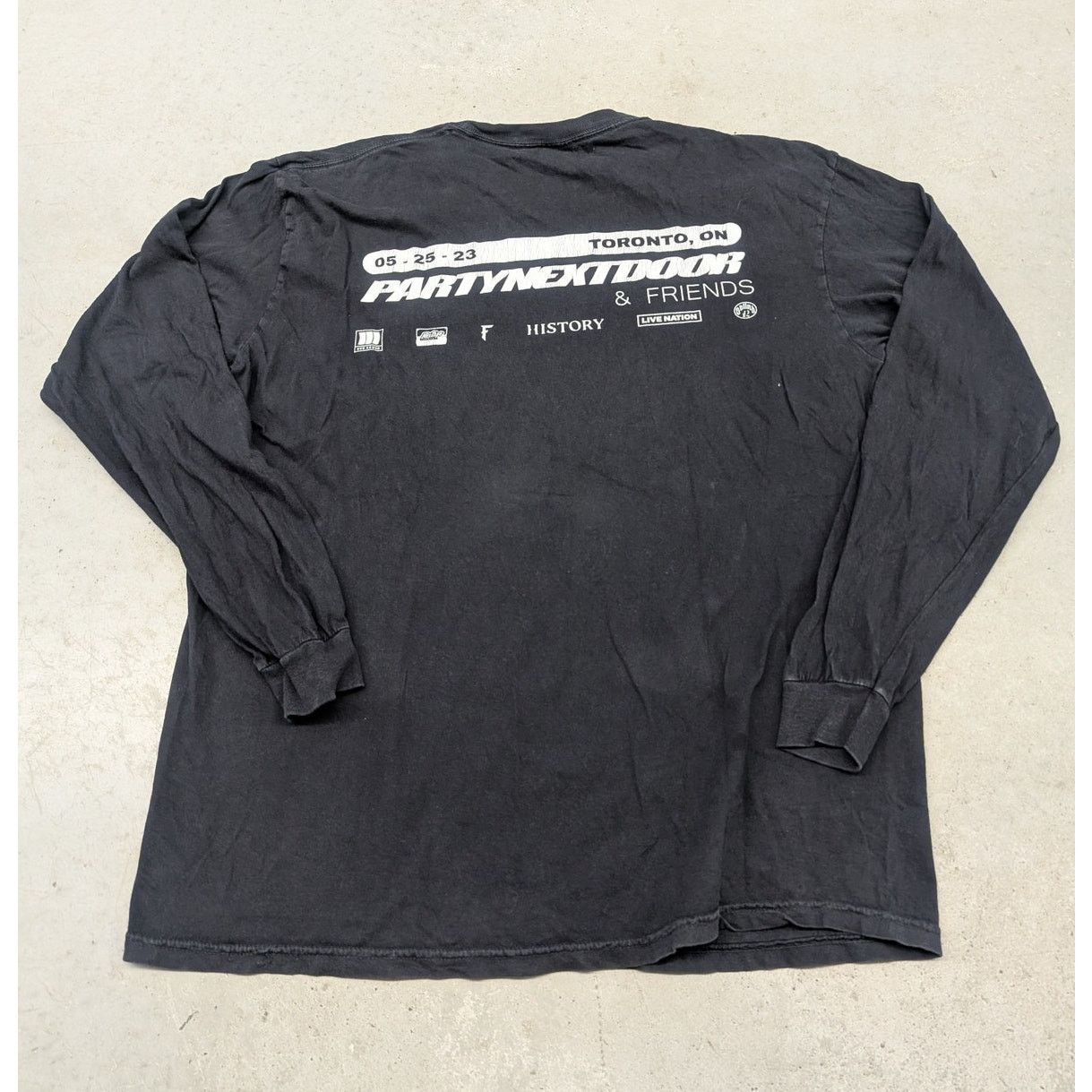 Comfort Colors × Drake × October's Very Own 2023 PartyNextDoor & Friends OvO Sounds Concert t-shirt Size US XL / EU 56 / 4 - 1 Thumbnail