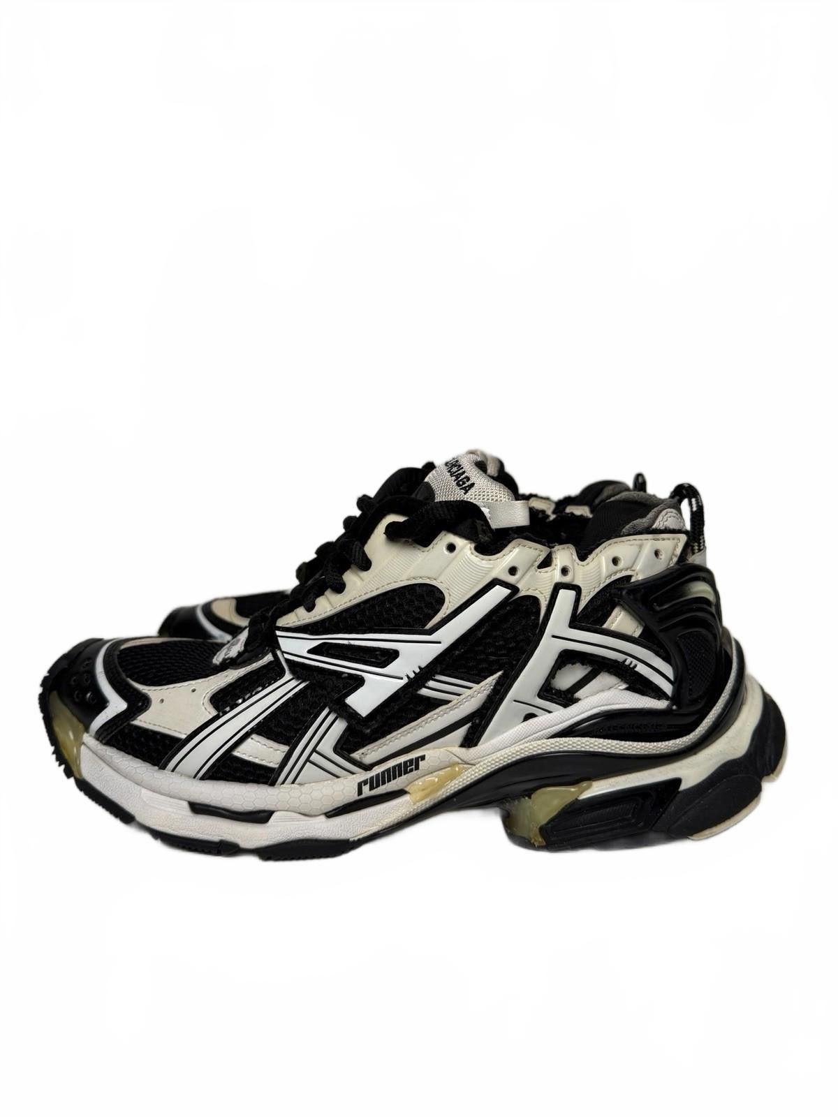 Balenciaga Balenciaga Runner Sneakers Distressed Men’s SZ 42 US 9 Size US 9 / EU 42 - 3 Thumbnail