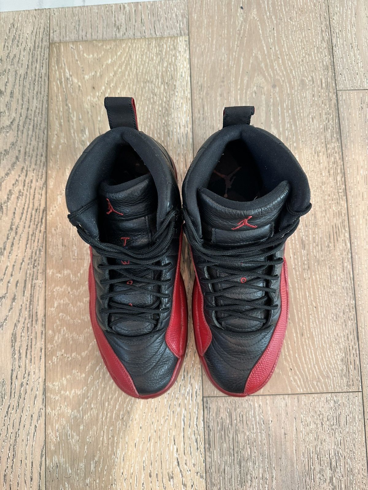 Jordan Brand Jordan 12 Flu Game 2025 Size US 9.5 / EU 42-43 - 2 Thumbnail