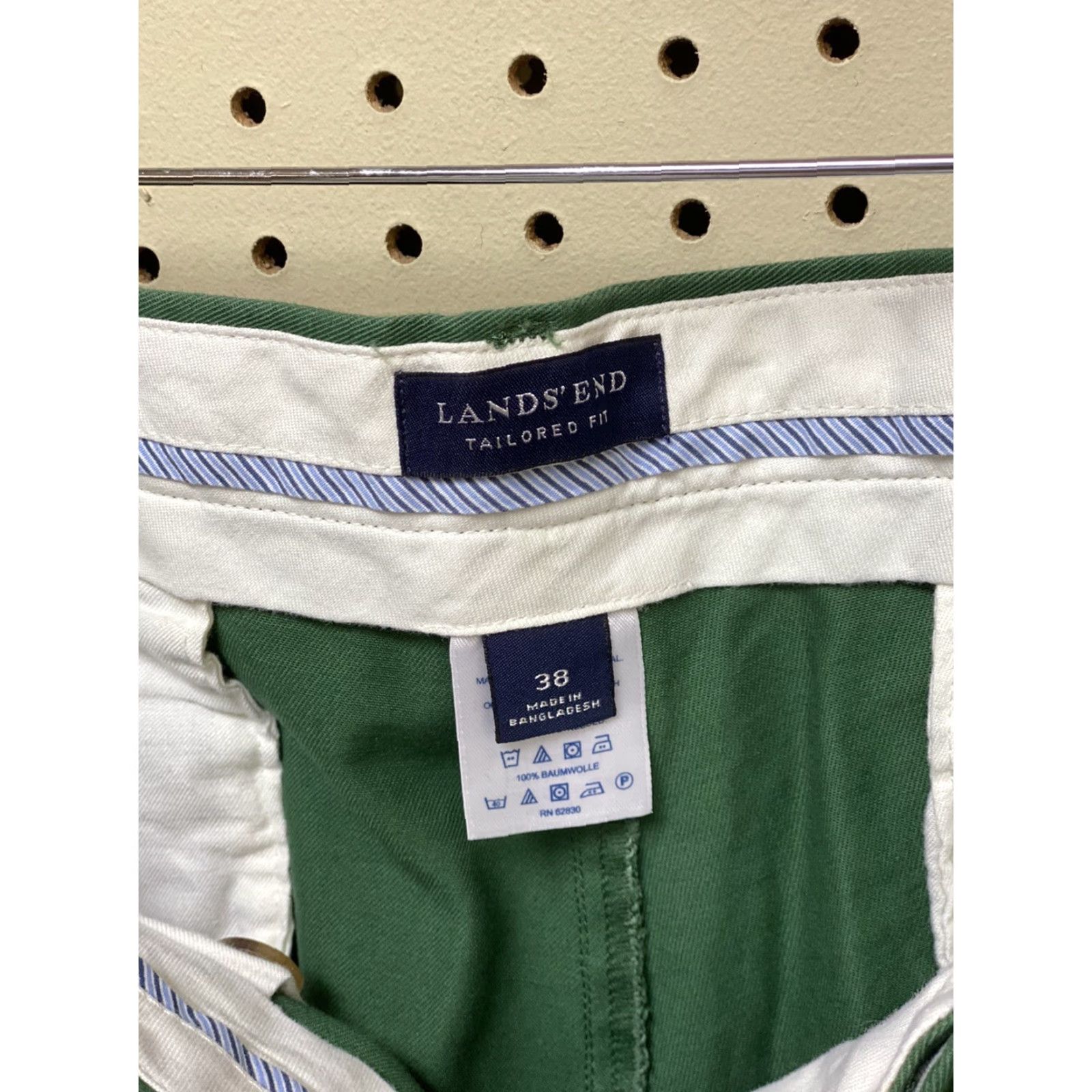 Lands' End Lands' End Tailored Fit Mens 38x32 Green Flat Front Chino Pants Casual Pants Men Belts Loops Slash Pockets Cotton Size US 38 / EU 54 - 3 Thumbnail