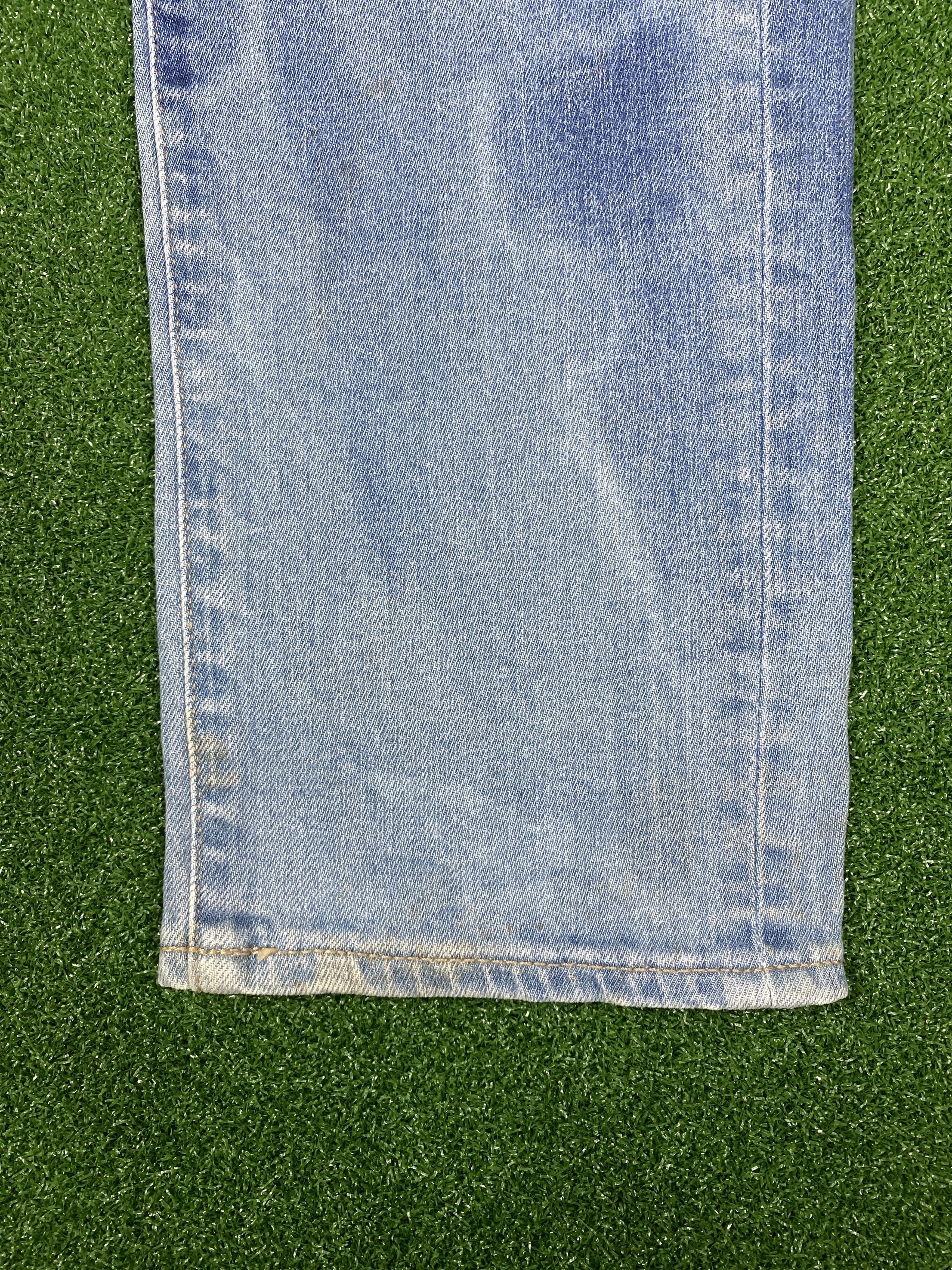 Old Navy Vintage Old Navy Distressed Mid Wash Jeans CP0037 Size US 31 - 5 Thumbnail