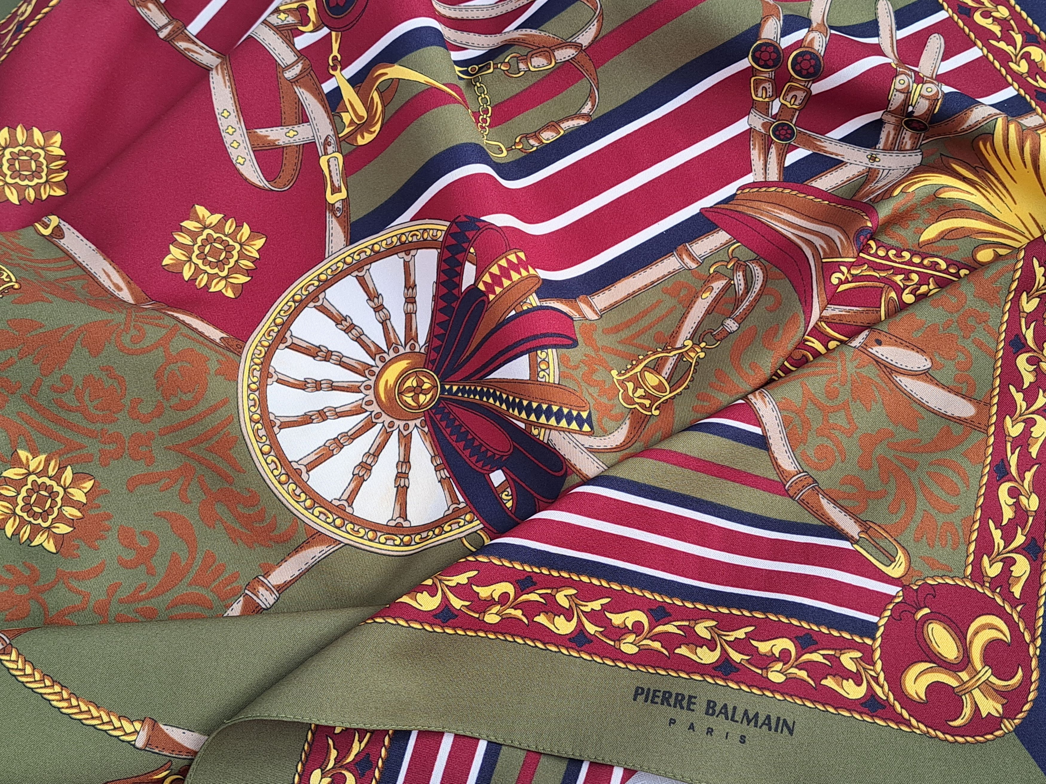 Pierre Balmain Pierre Balmain hunting motif square scarf. Size ONE SIZE - 3 Thumbnail