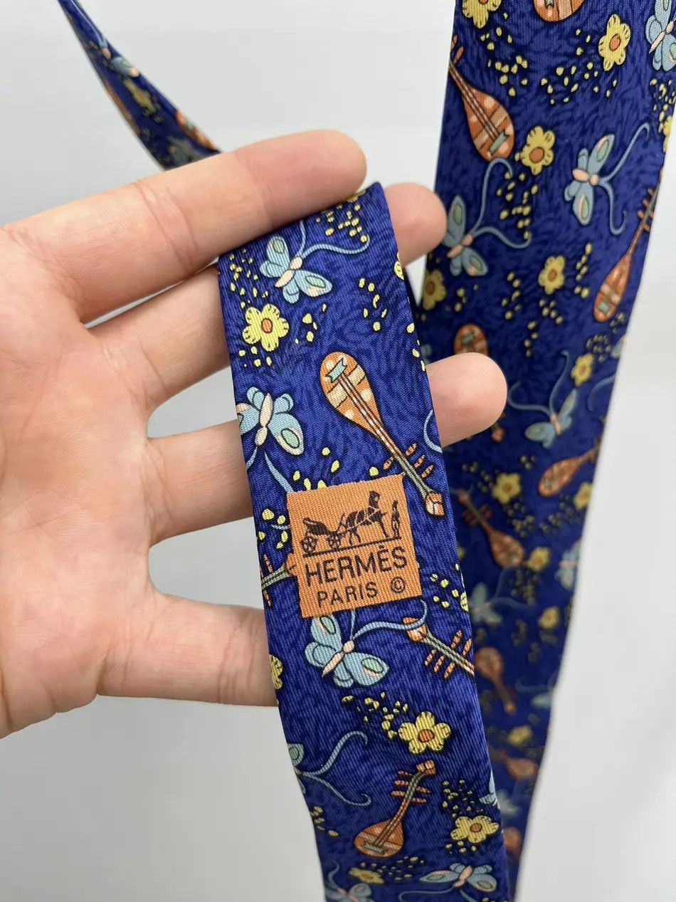 Hermes Hermes Rococo Rebec Butterfly Flower Old Music Silk Tie Size ONE SIZE - 4 Thumbnail