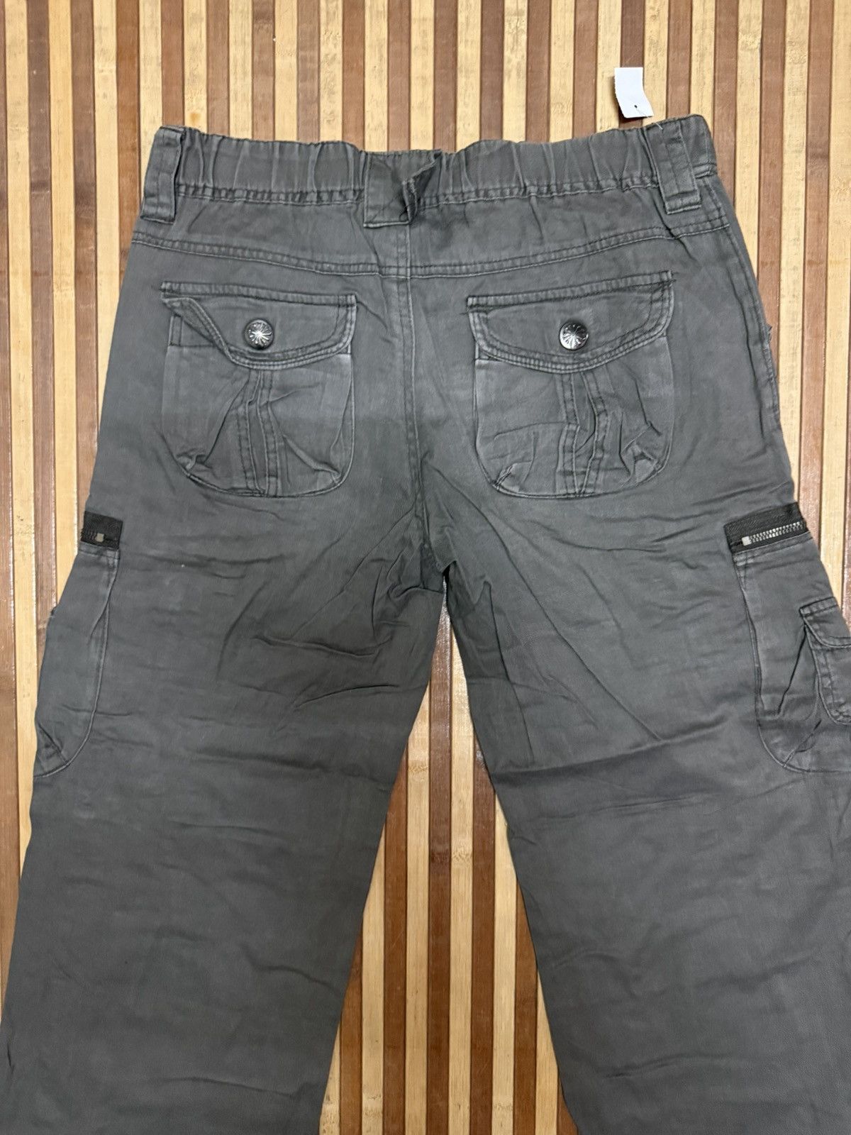 Japanese Brand Japanese brand Cargo Pants / Streetwear / Utility Pants W31 Size US 30 / EU 46 - 7 Thumbnail