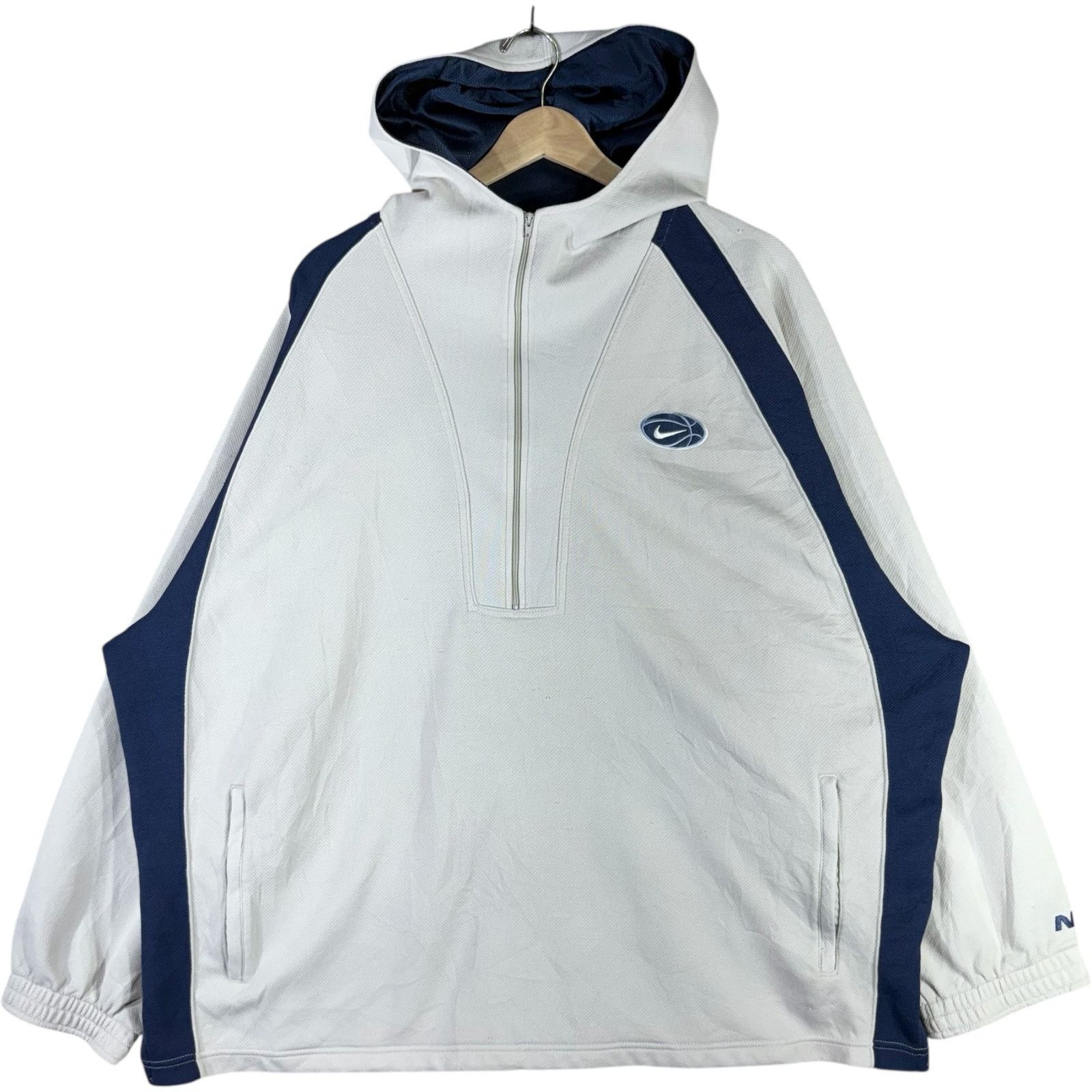 Nike Vintage Nike Mini Logo Hoodie L Size US L / EU 52-54 / 3 - 1 Thumbnail