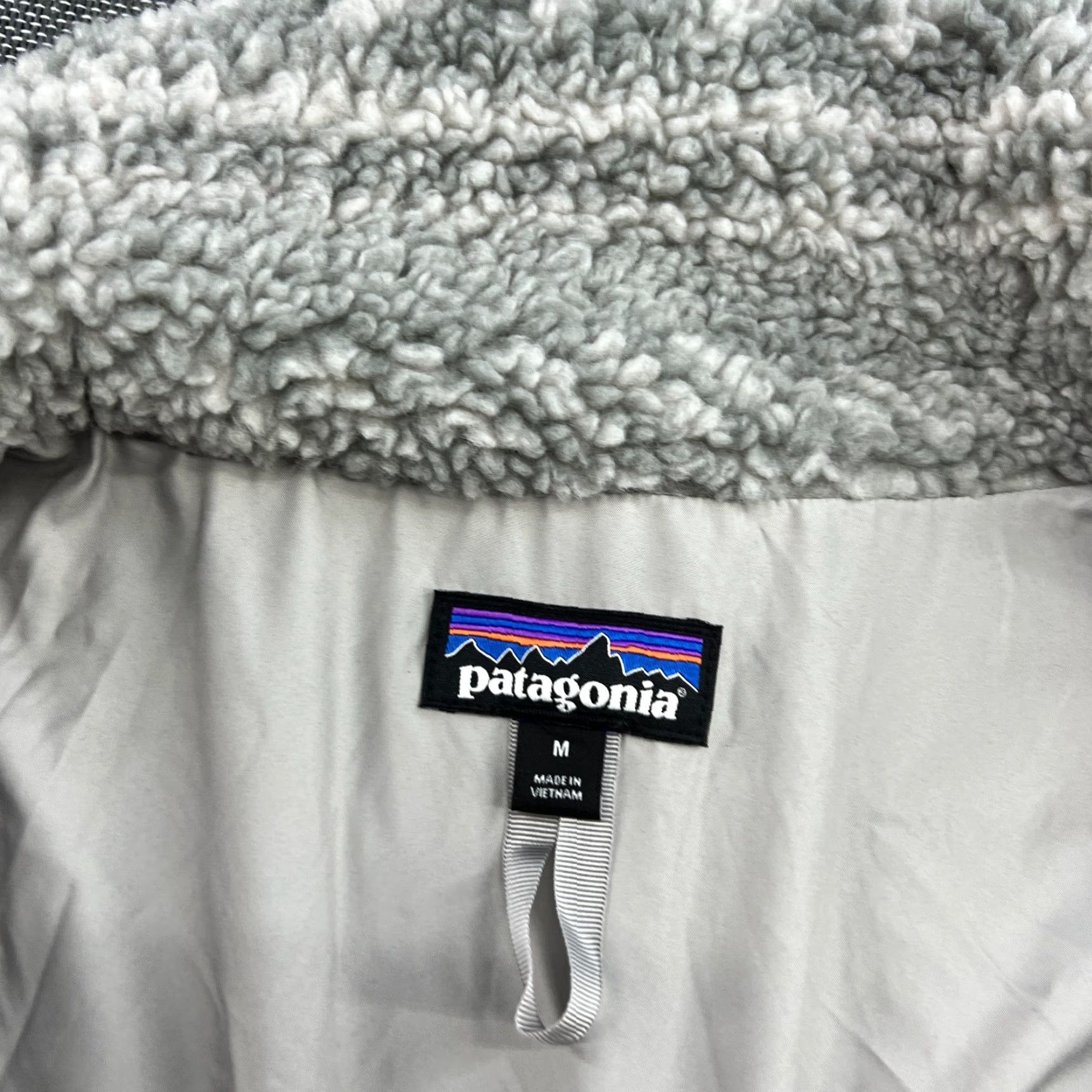 Patagonia Patagonia Jacket Womens M Gray Fleece Full Zip Hooded Casual Basic Jacket Size M / US 6-8 / IT 42-44 - 2 Thumbnail