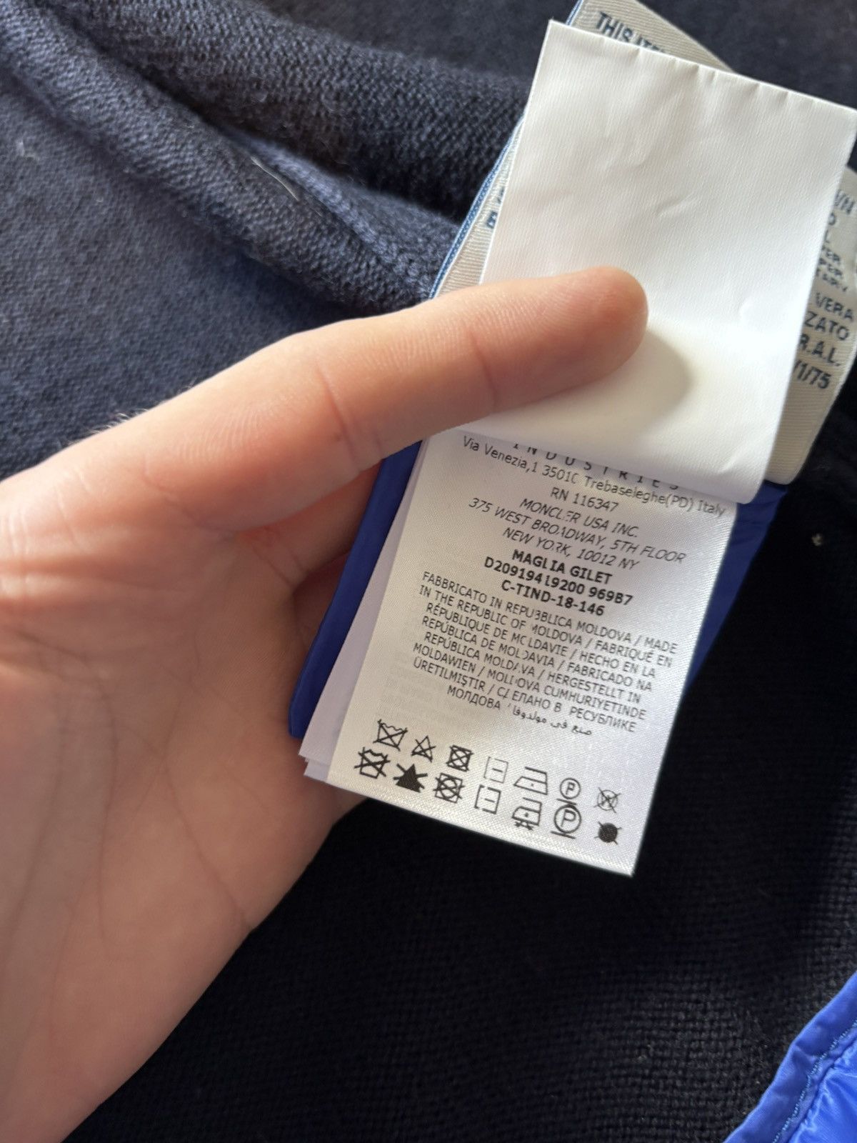 Moncler Moncler Maglia Gilet Size US S / EU 44-46 / 1 - 13 Thumbnail