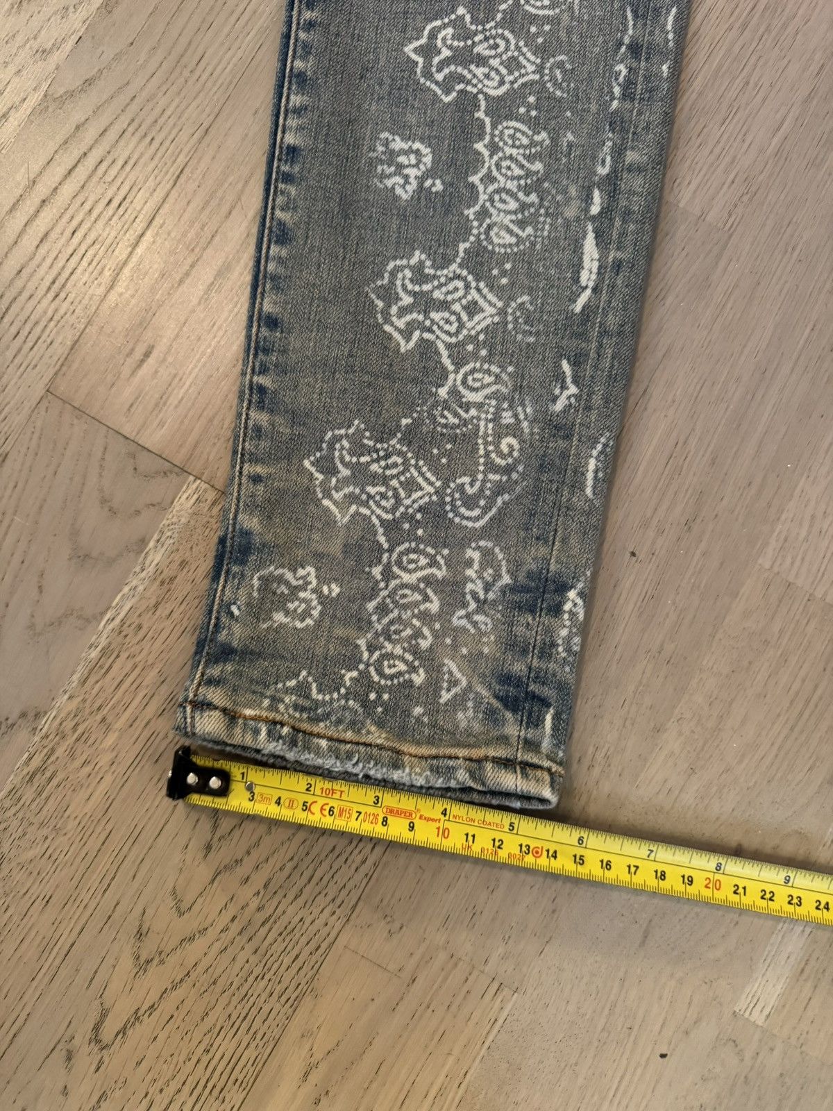 Amiri AMIRI jeans STUDY REAL TAPE MEASUREMENTS BY TAPE IN PHOTOS Size US 32 / EU 48 - 6 Thumbnail